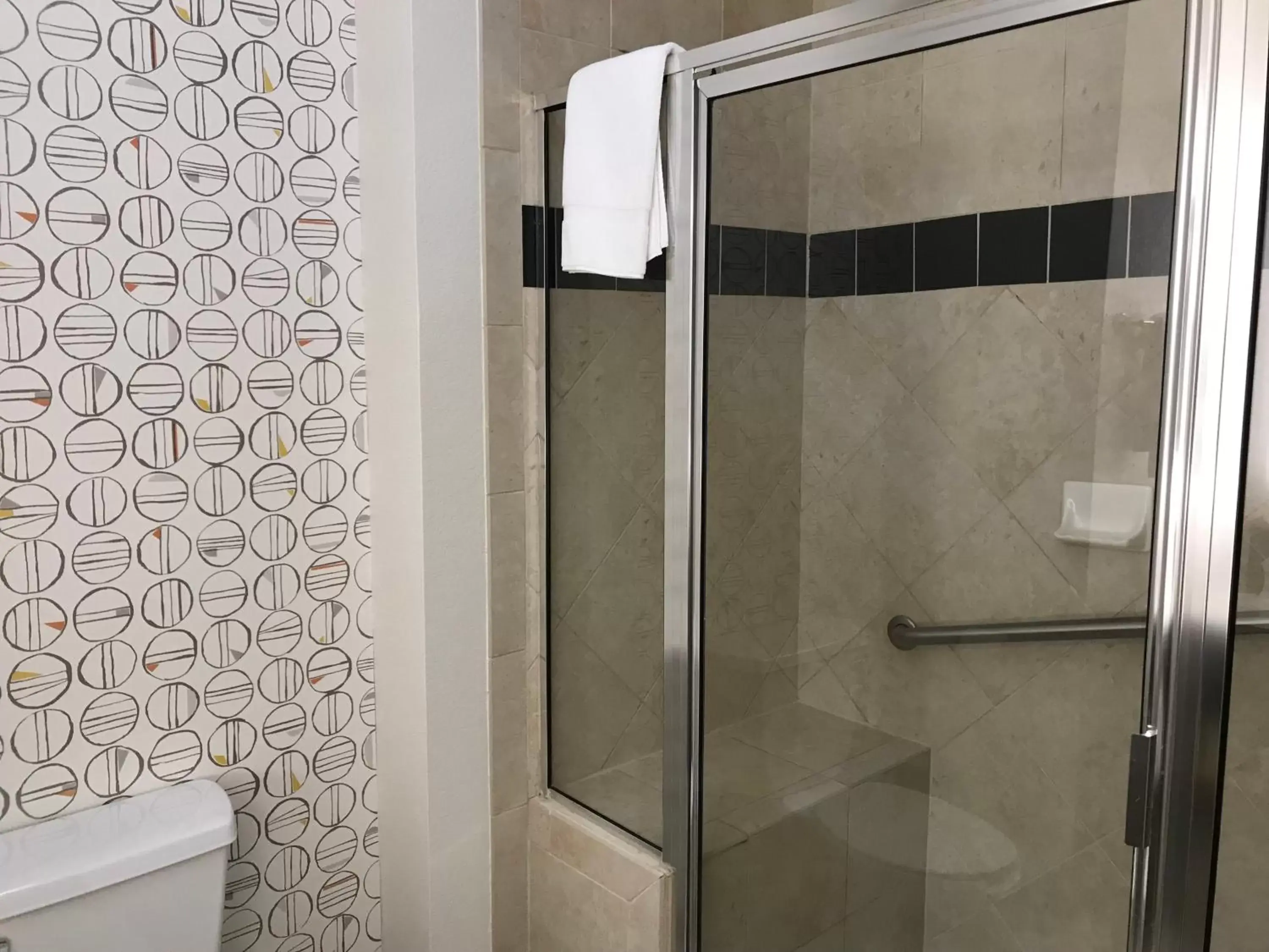 Photo of the whole room, Bathroom in Holiday Inn & Suites McKinney - N Allen, an IHG Hotel