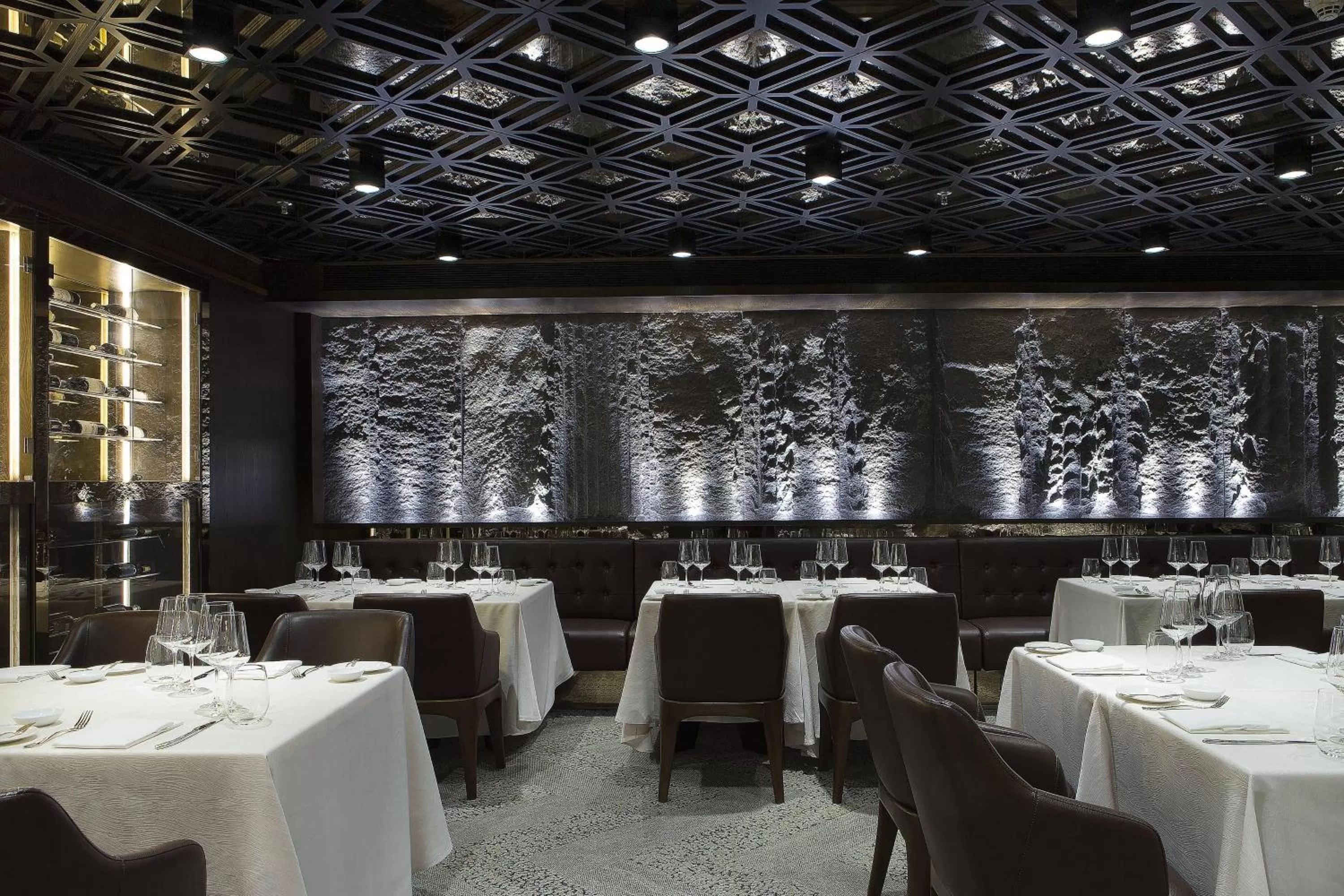 Restaurant/places to eat in Le Meridien Kota Kinabalu