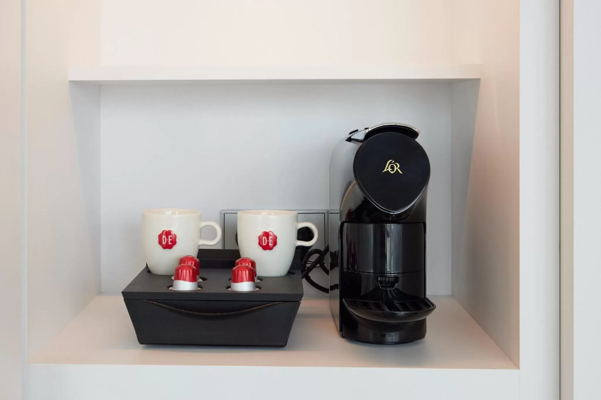 Coffee/tea facilities in C-Hotels Burlington