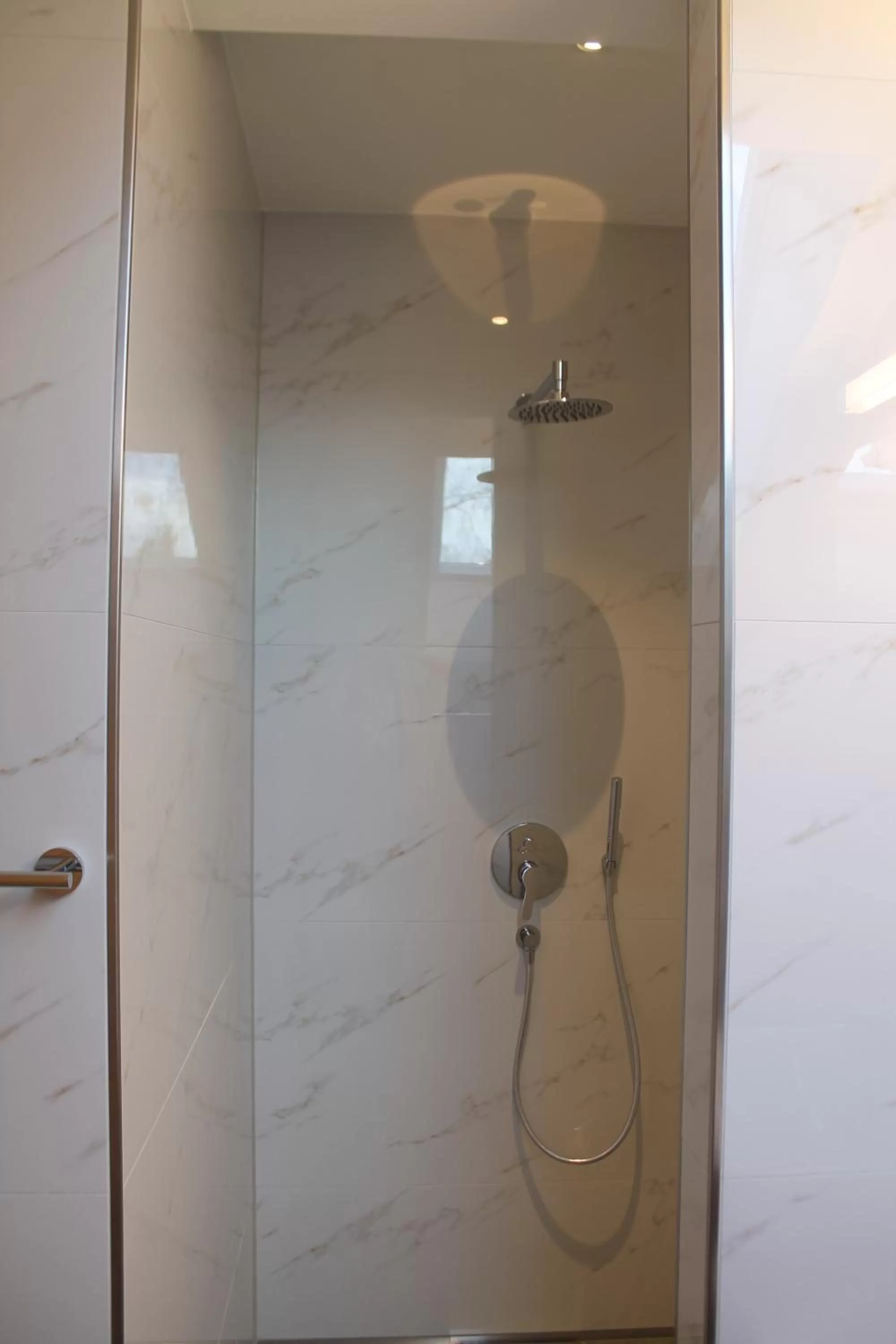 Shower in Gasthaus Steidl