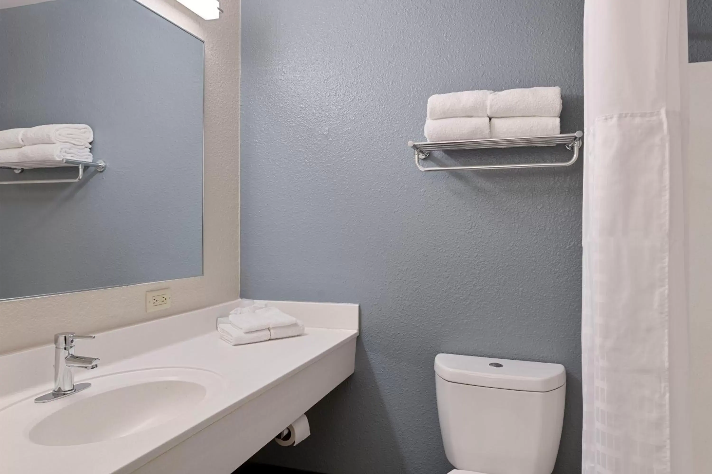 Bathroom in Extended Stay America Suites - Charlotte - Tyvola Rd