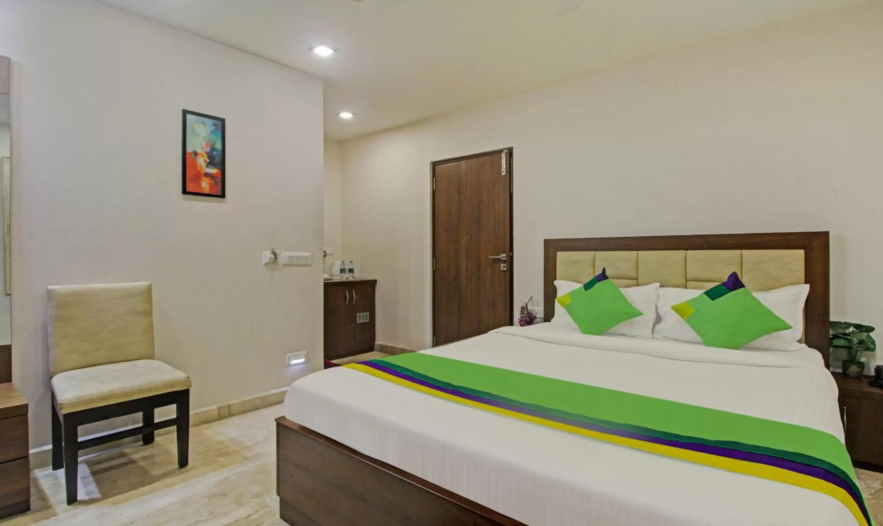 Bed in Treebo Sreema Saltlake Near City Centre Mall Bed in Treebo Sreema Saltlake Near City Centre Mall