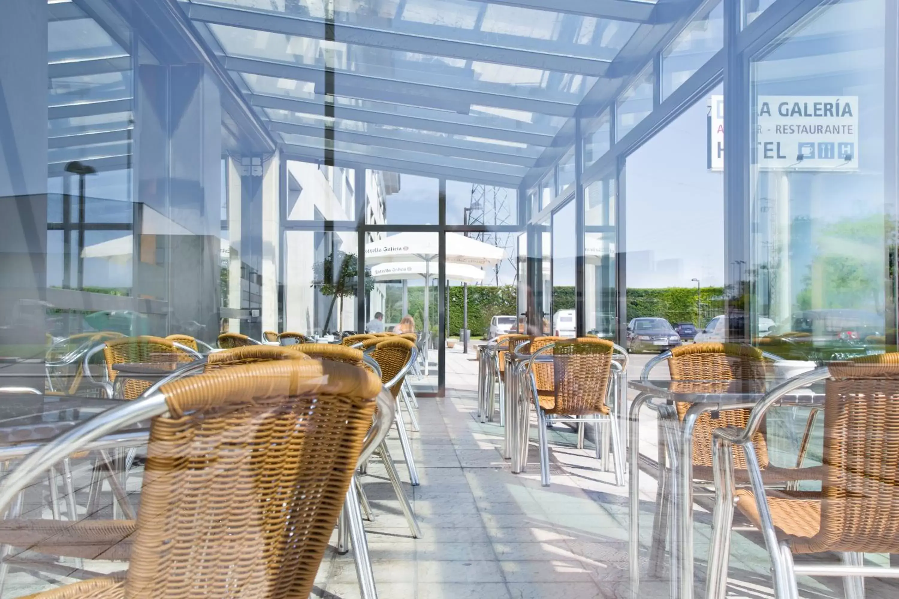 Balcony/Terrace, Restaurant/Places to Eat in Hq La Galeria