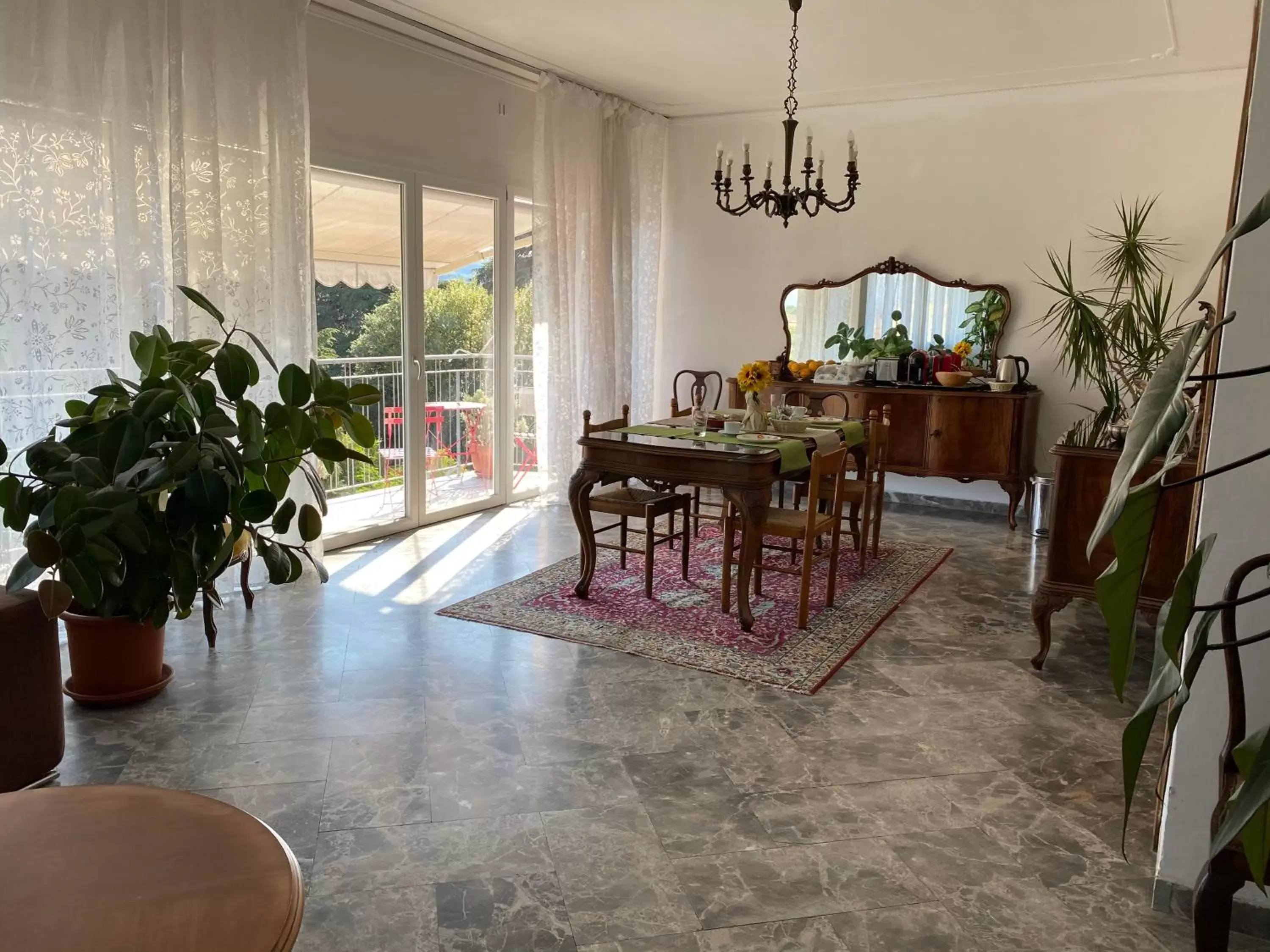 Dining Area in B&B Del viaggiatore