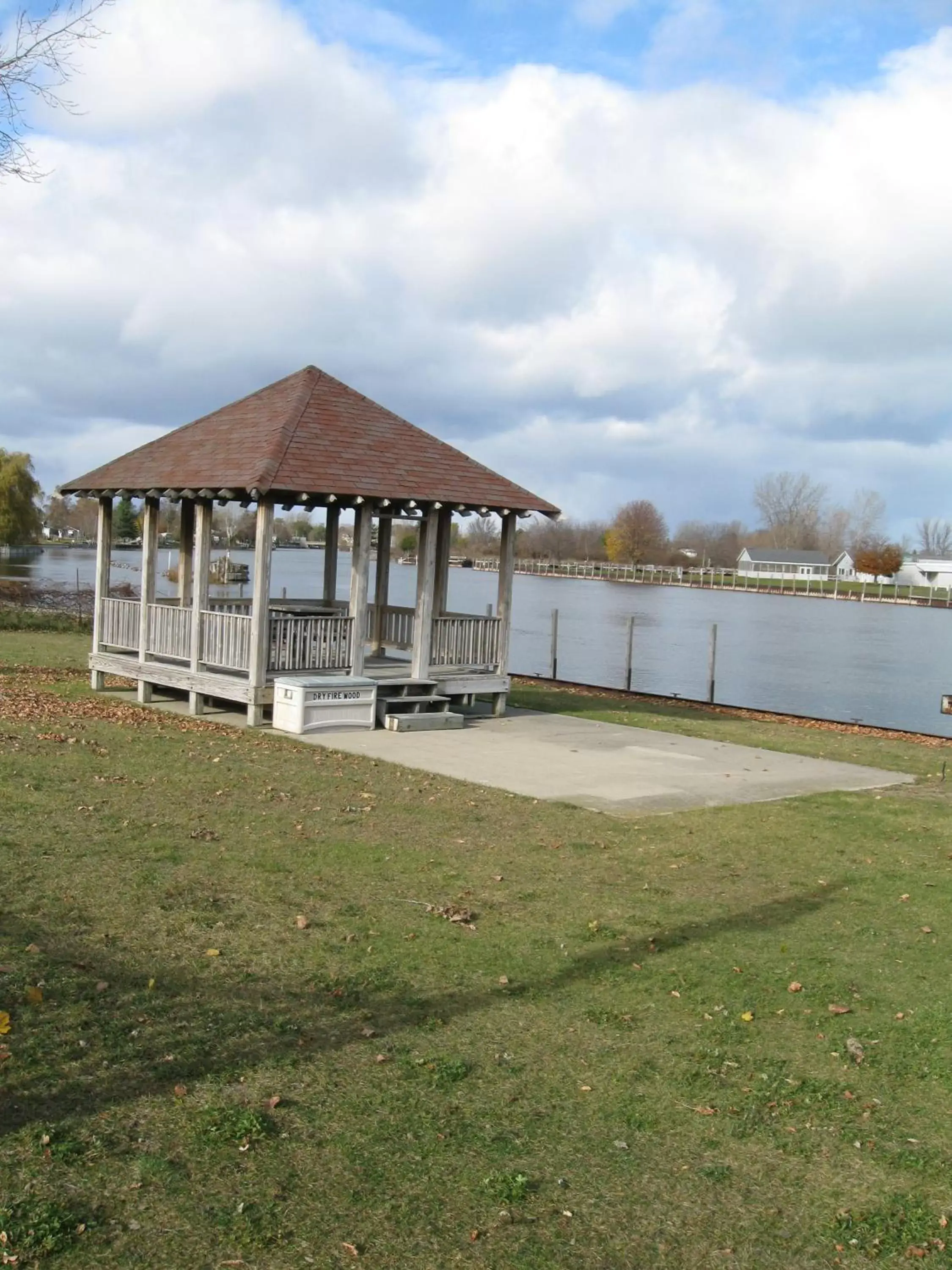 Property building, Garden in AmericInn by Wyndham Oscoda Near AuSable River