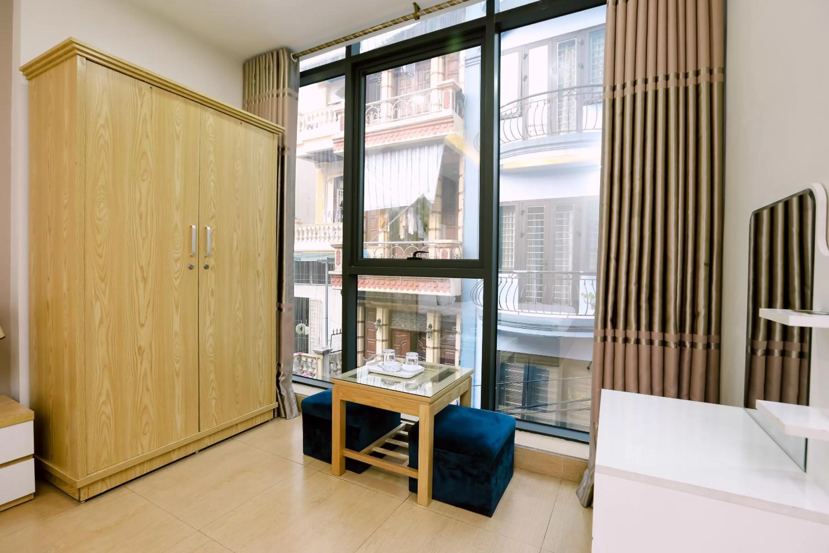 Balcony/Terrace, Bed in Tuan Anh Hotel