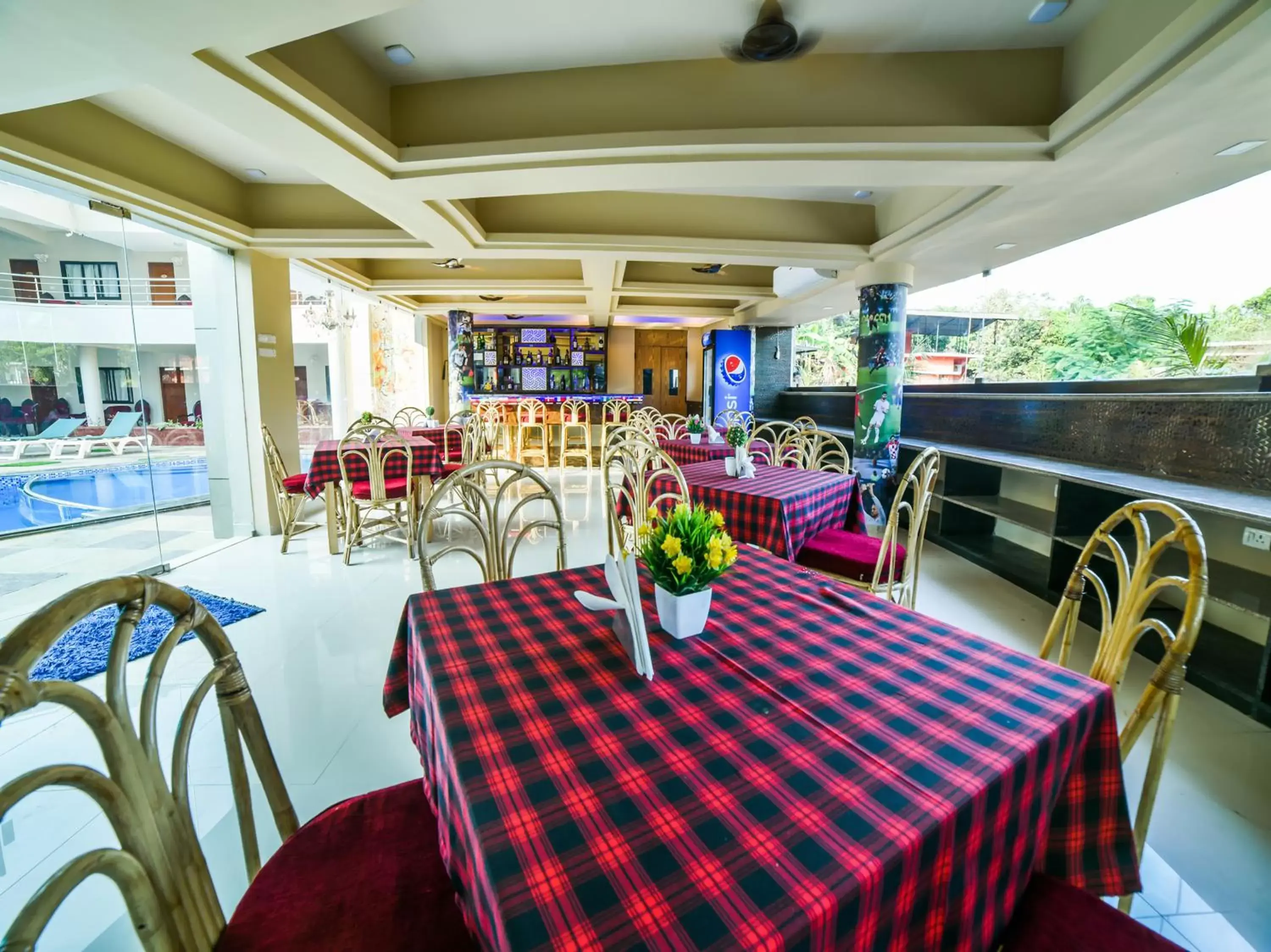 Restaurant/places to eat in The Center Court Resort & Spa Restaurant/places to eat in The Center Court Resort & Spa