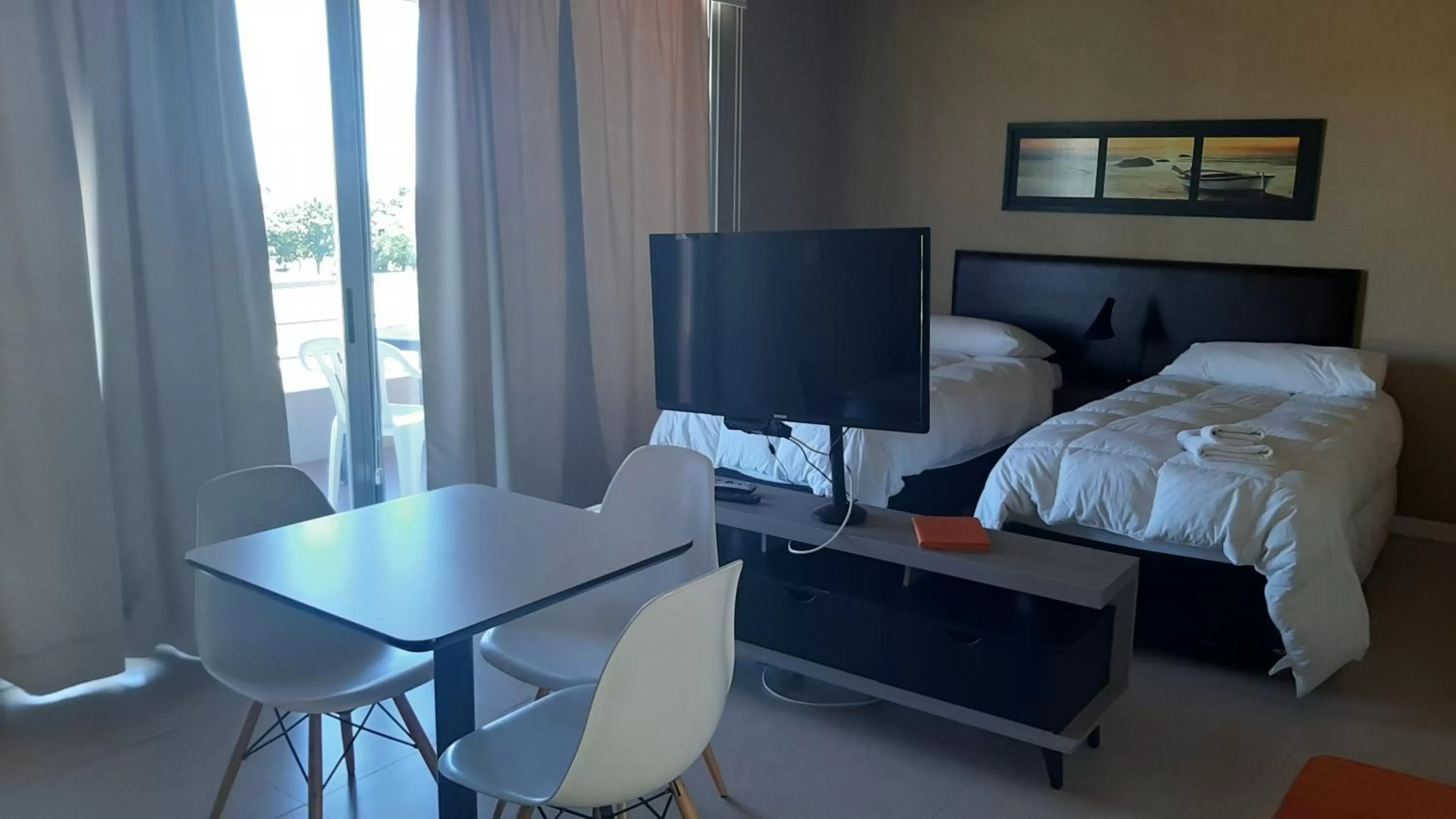 Bed in Lomas del Real Aparthotel