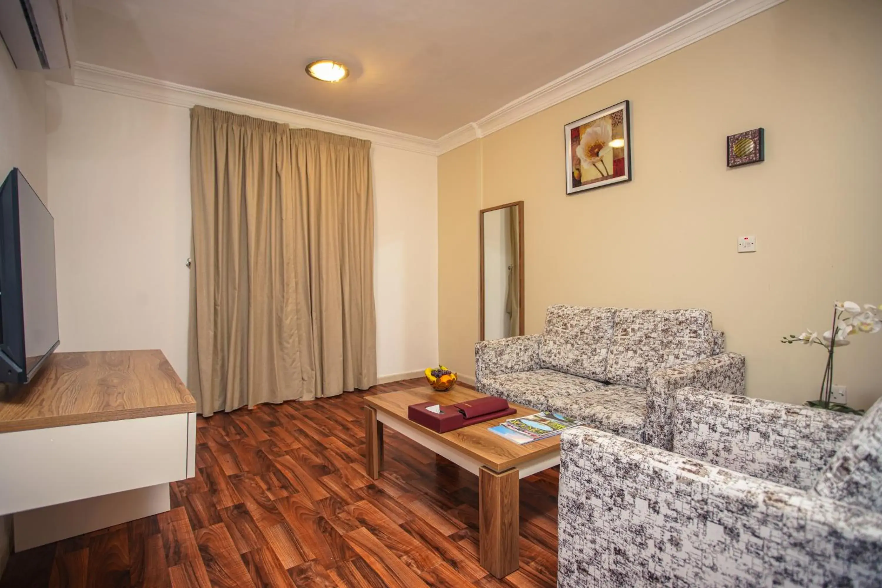 Living room, Seating Area in La Villa Suites Hotel