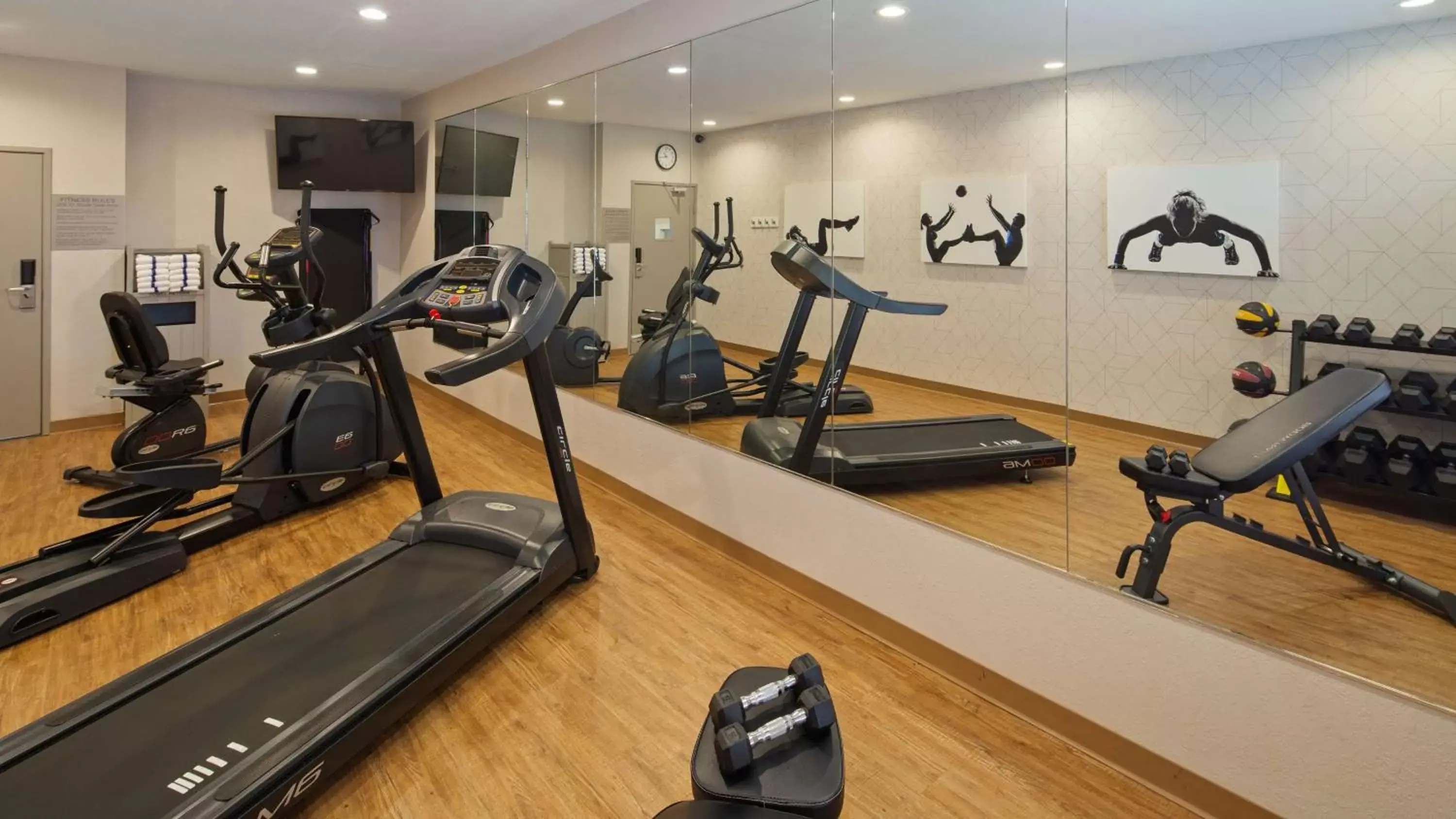 Fitness centre/facilities, Fitness Center/Facilities in Best Western Eau Claire South