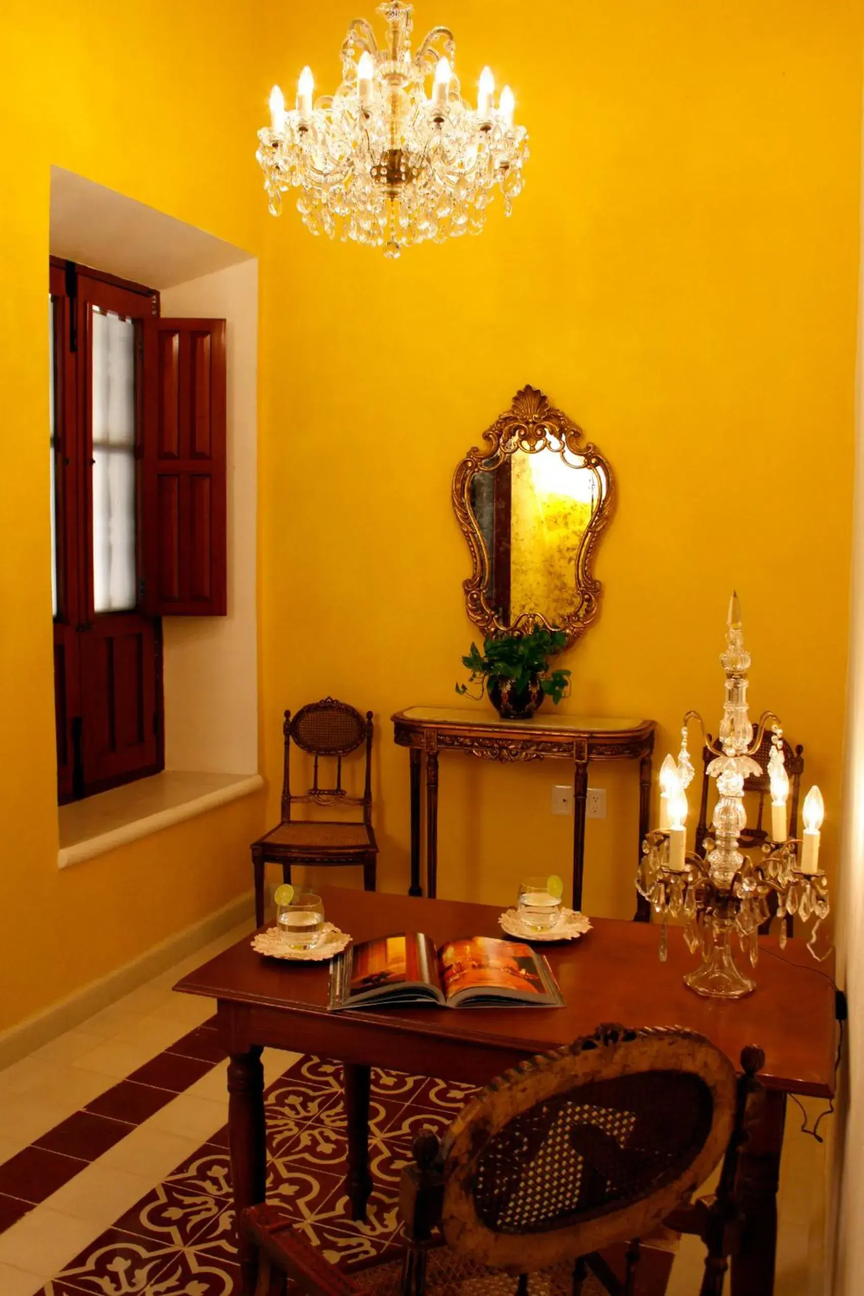 Coffee/tea facilities, Seating Area in Hotel Boutique Casa Don Gustavo