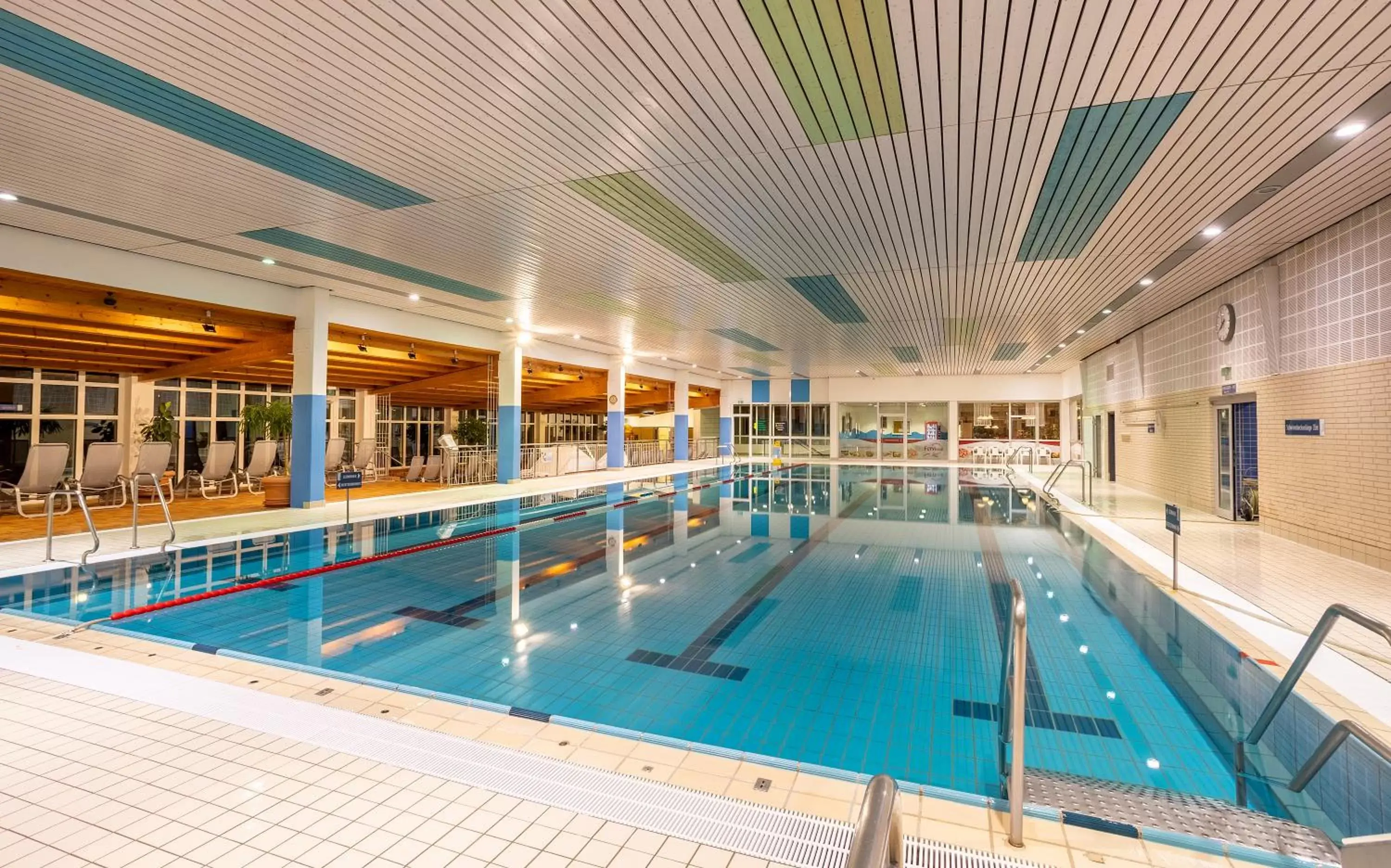 Swimming Pool in ACHAT Hotel Waldkirchen