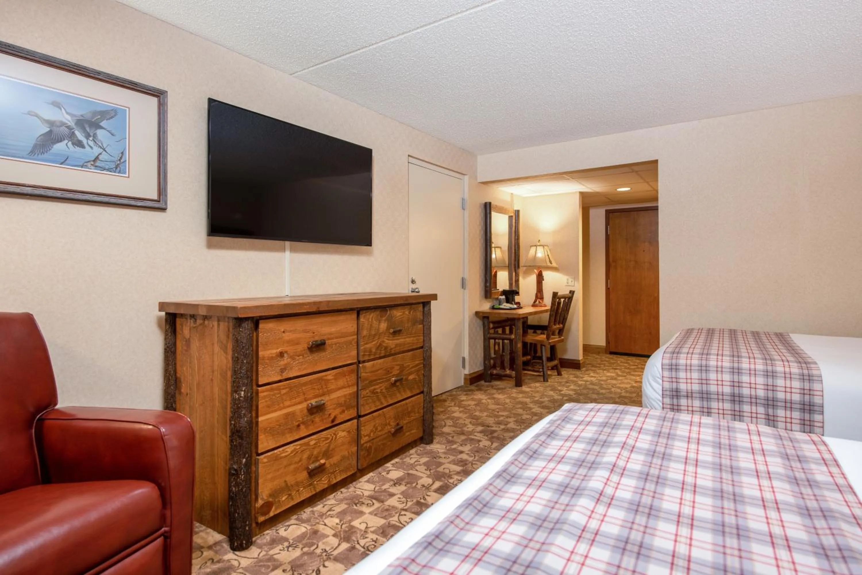 Bed in Lodge of the Ozarks