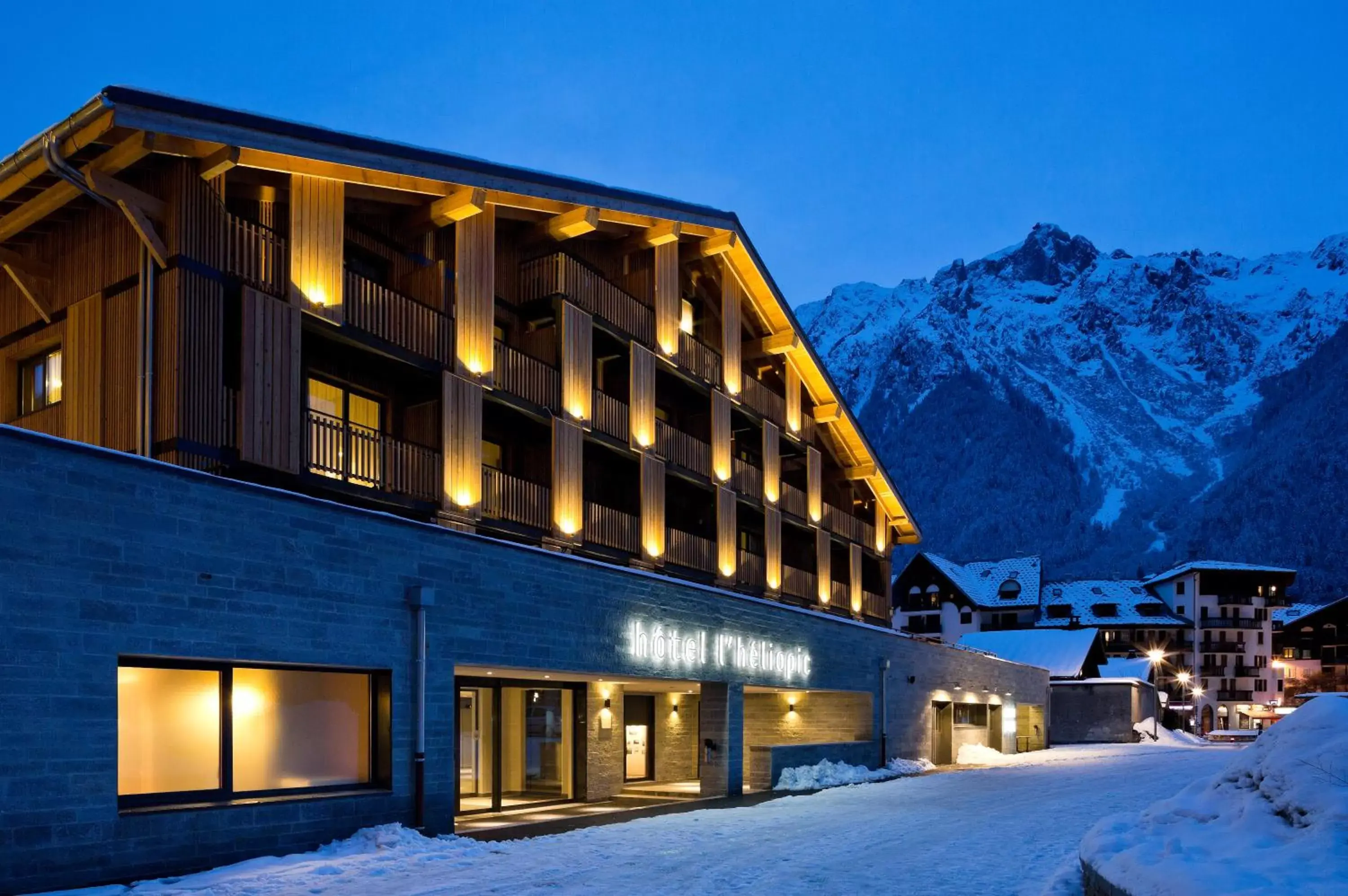 Facade/entrance, Winter in Heliopic Hotel & Spa