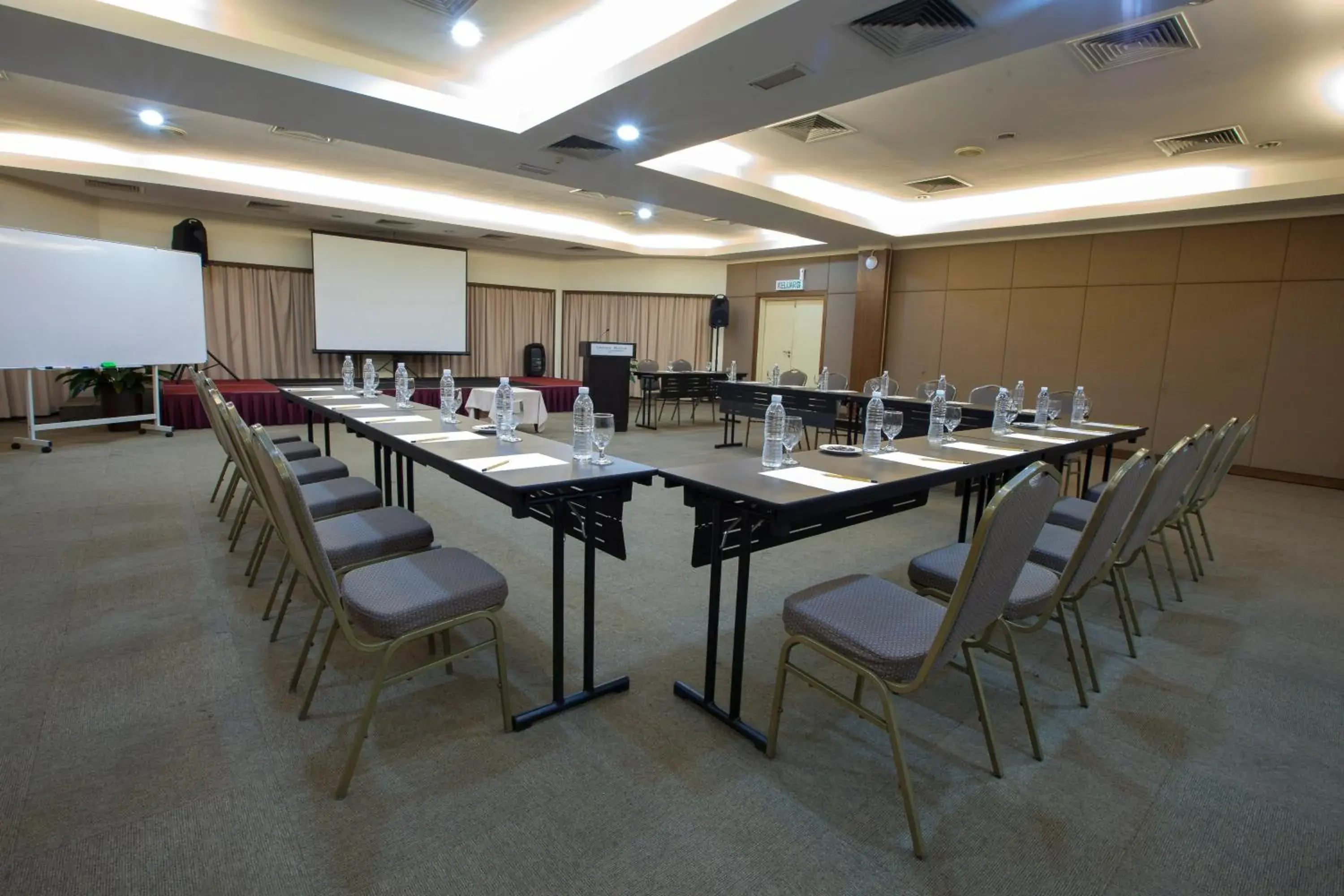 Meeting/conference room in Villea Morib Meeting/conference room in Villea Morib