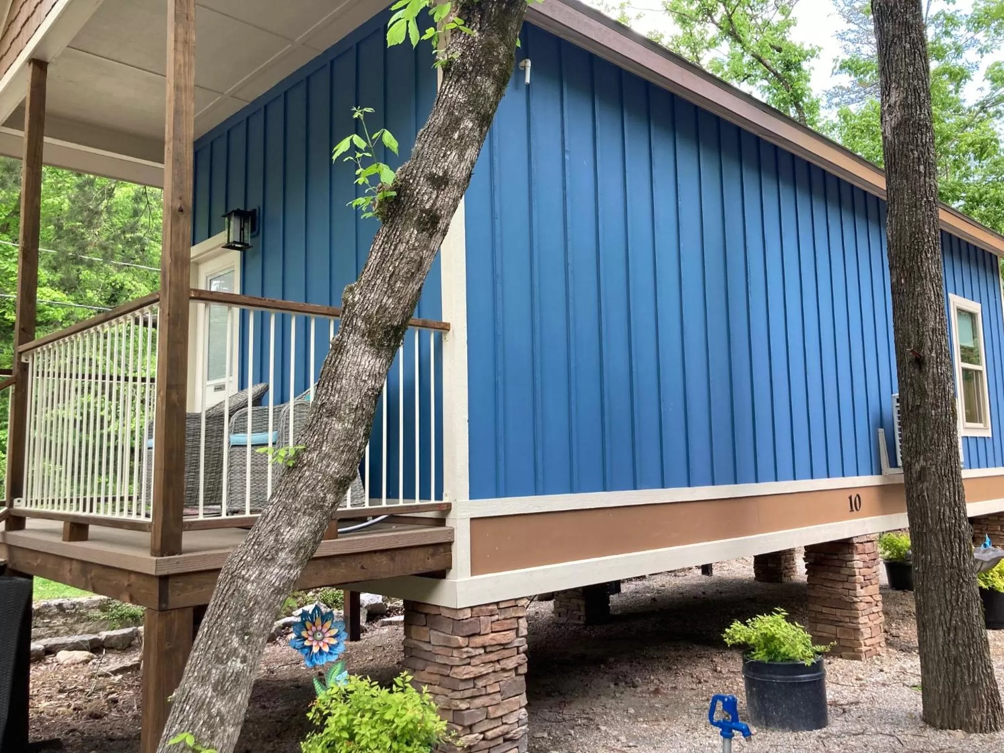 Property building in All Seasons Treehouse Village