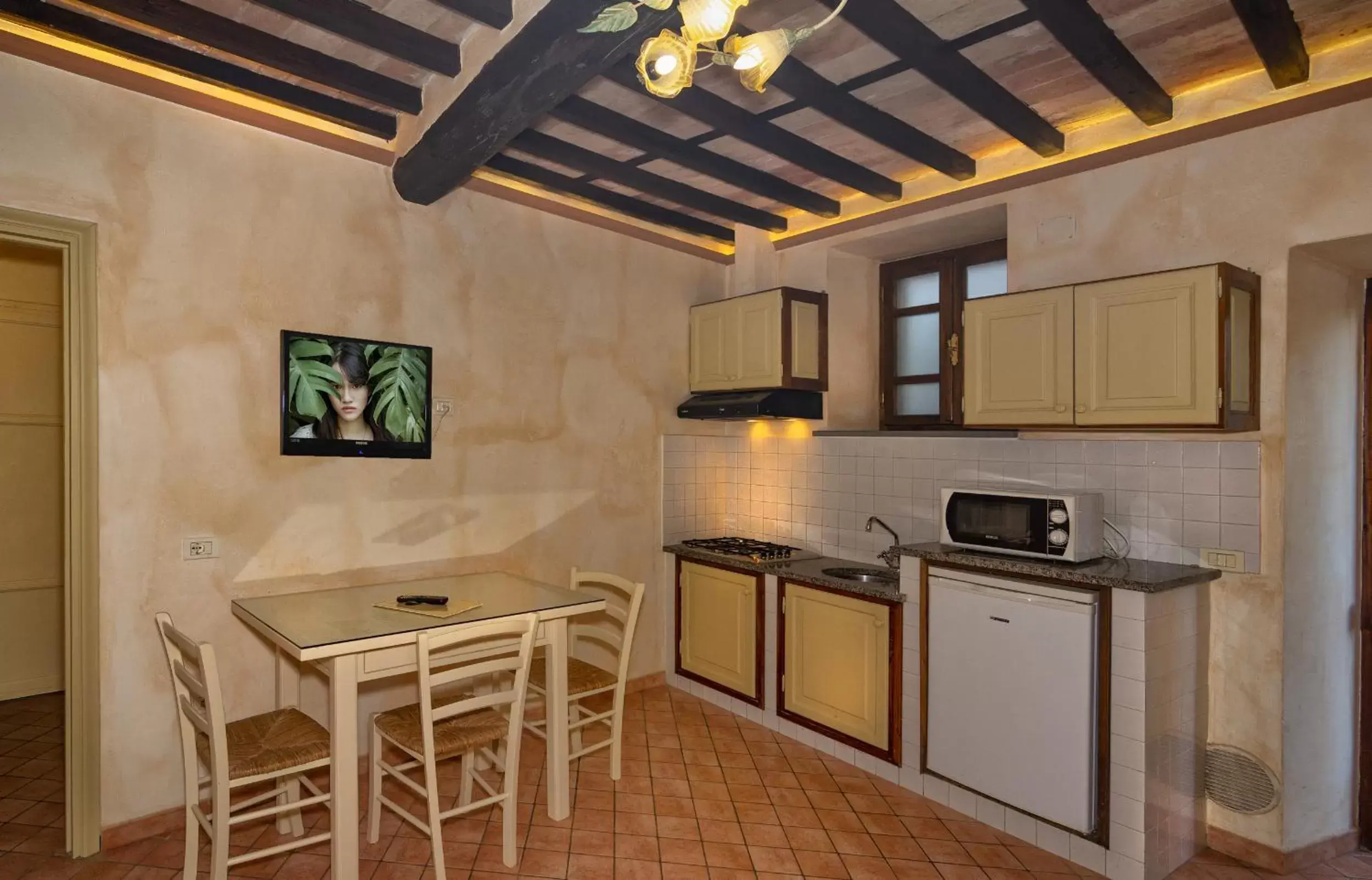 Kitchen or kitchenette, Kitchen/Kitchenette in Hotel Villa Cheli