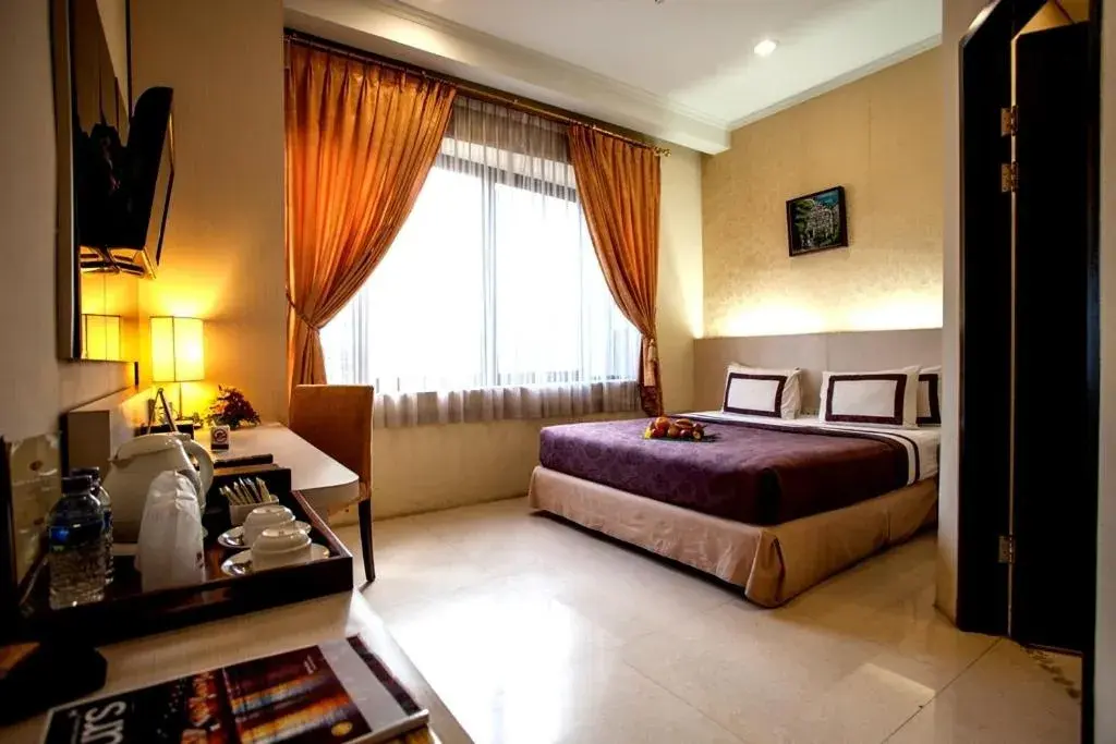 Bedroom, Bed in Ros-In Hotel