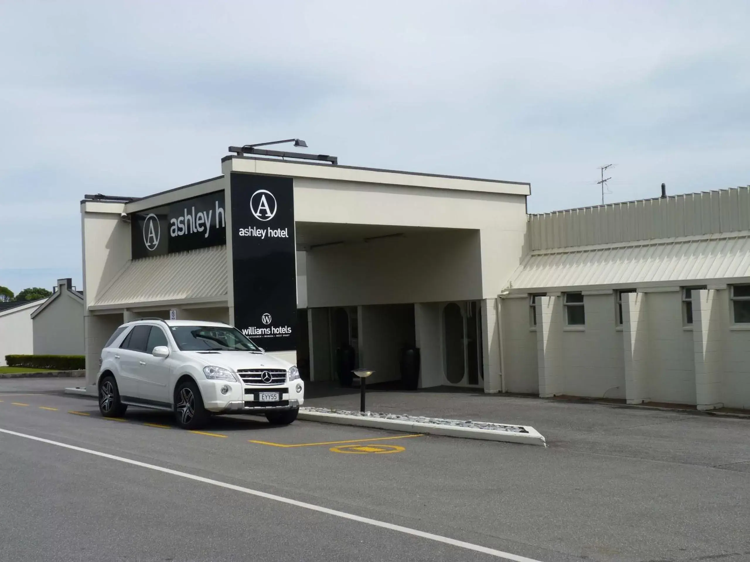 Facade/entrance in The Ashley Hotel Greymouth Facade/entrance in The Ashley Hotel Greymouth