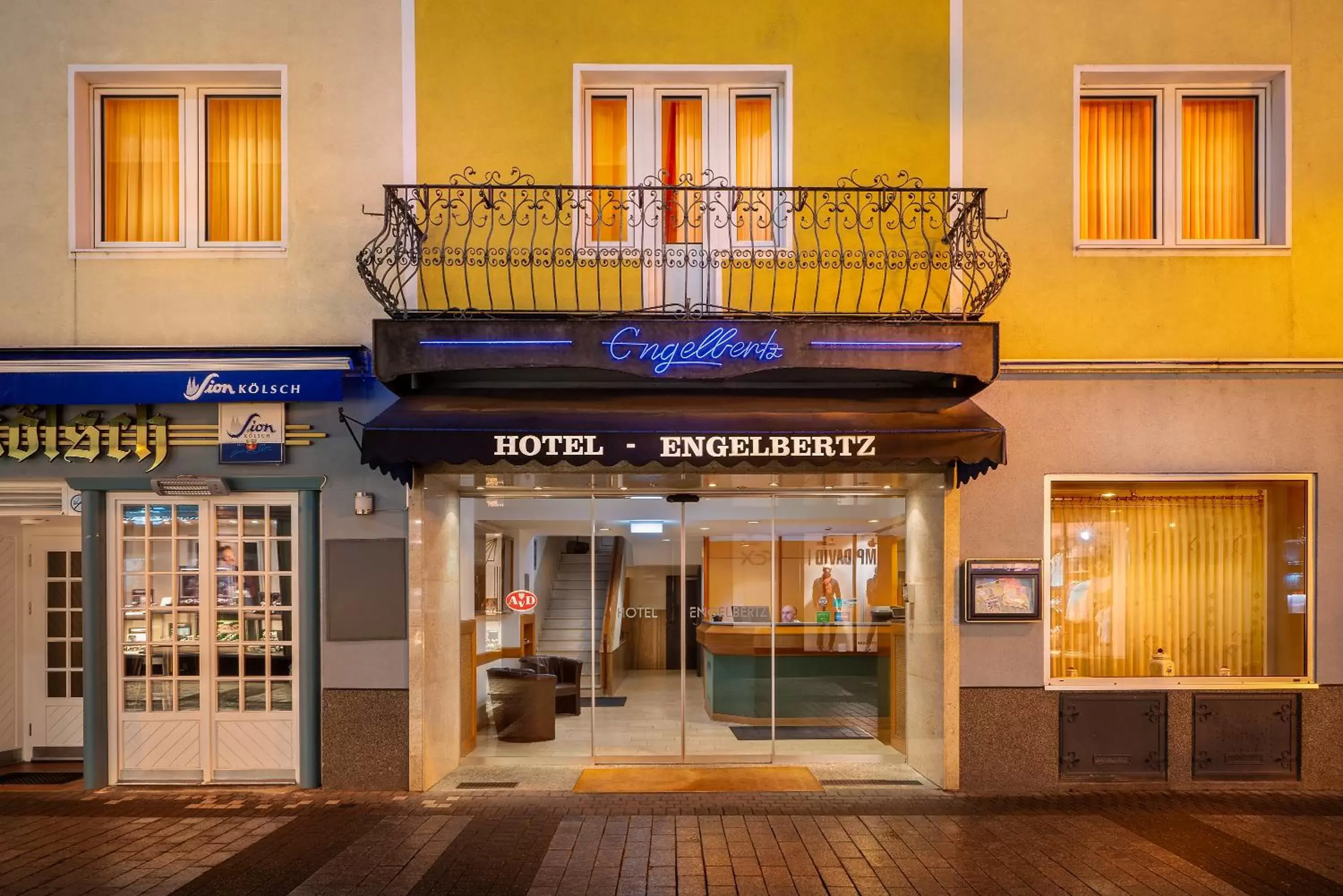 Facade/entrance in Novum Hotel Engelbertz