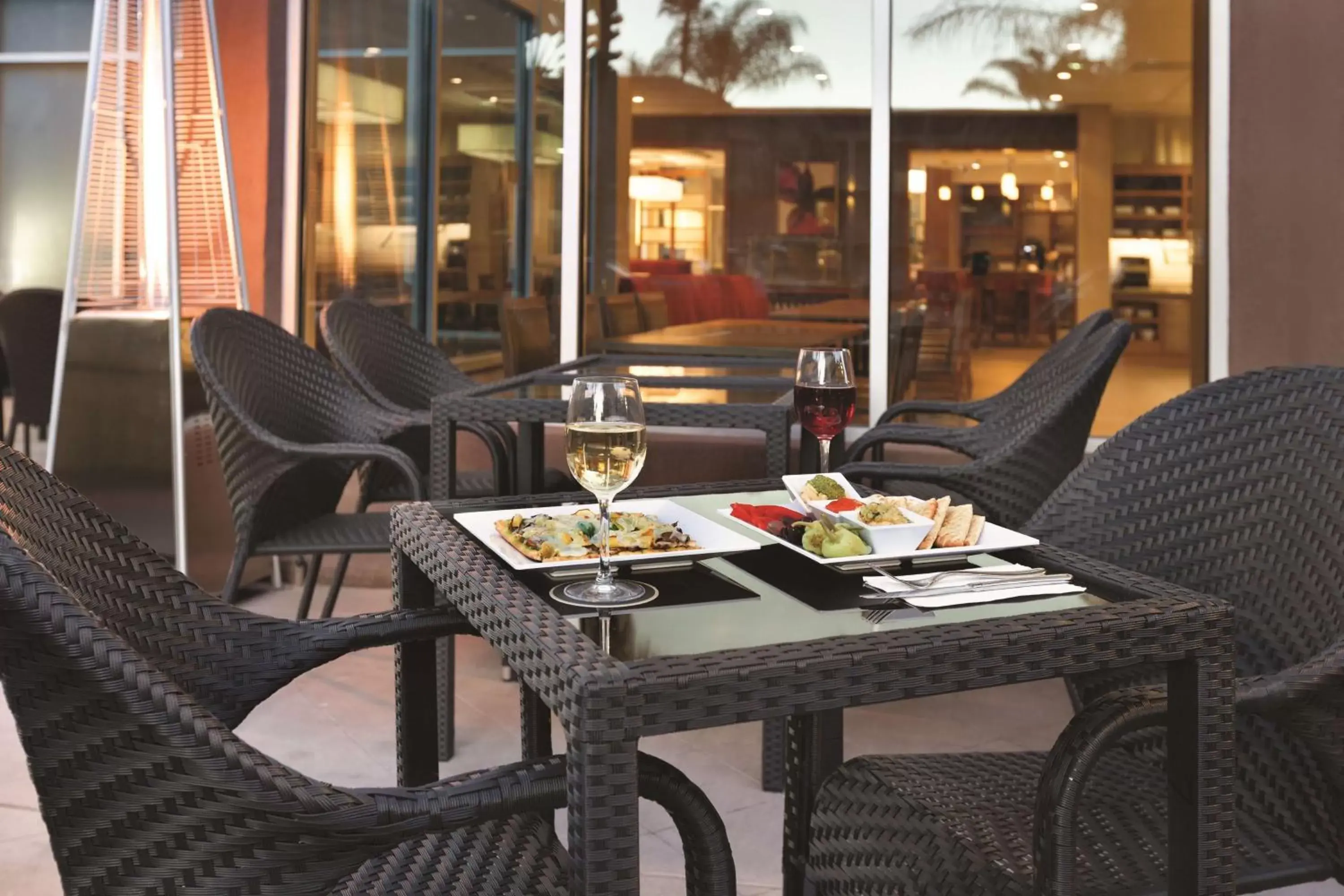 Restaurant/Places to Eat in Hyatt Place at Anaheim Resort / Convention Center
