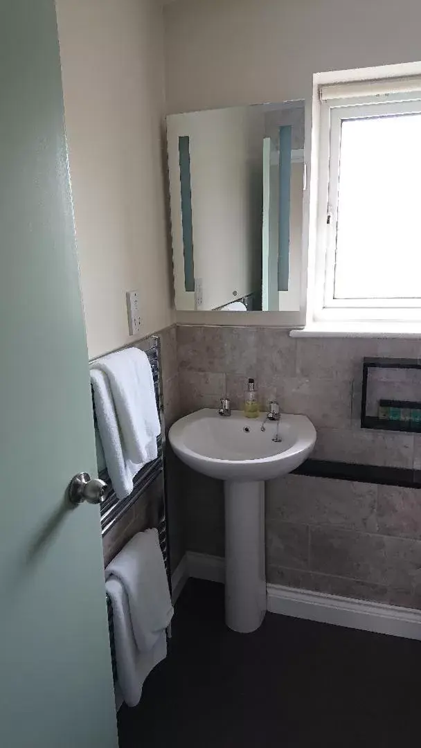 Double Room in Grove House Hotel Double Room in Grove House Hotel