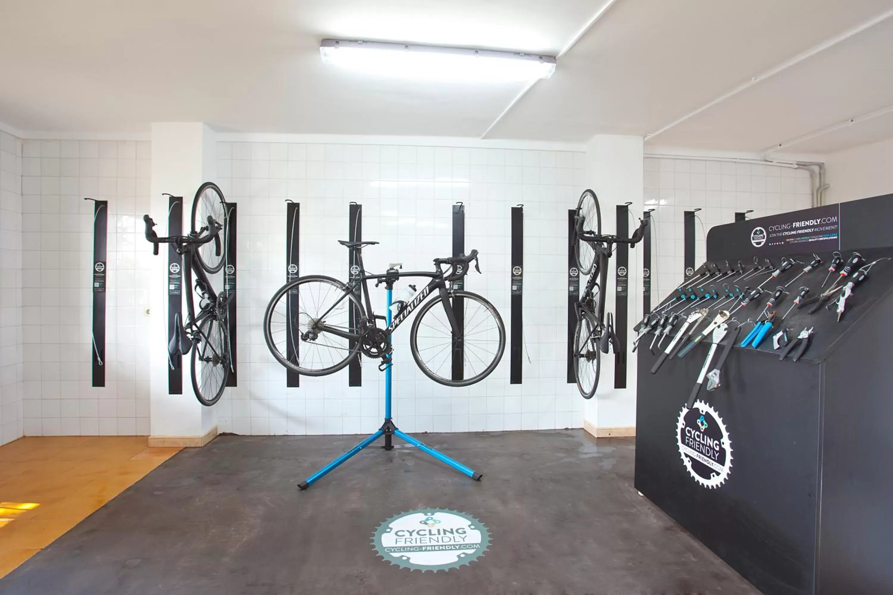 Cycling, Fitness Center/Facilities in Aparthotel Ona Cala Pi Club