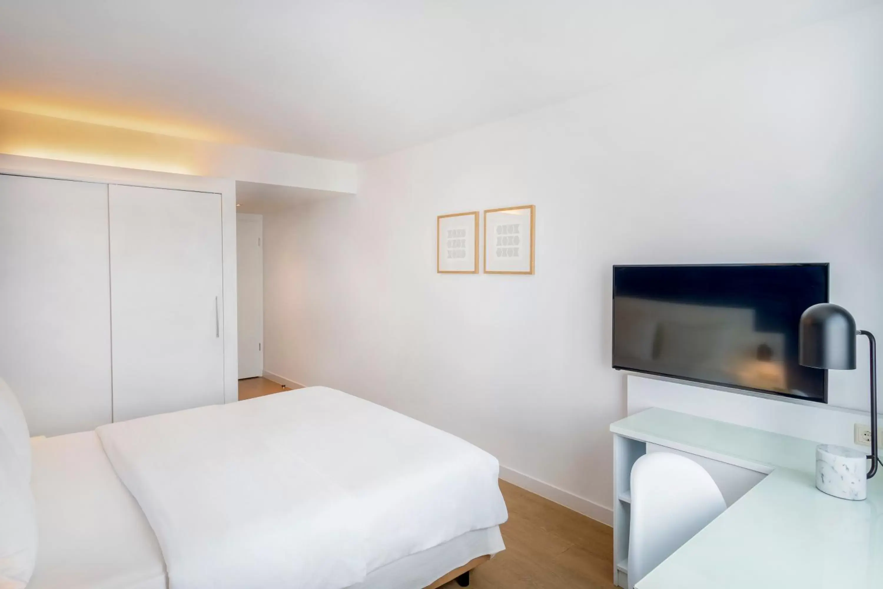 Bedroom, Bed in Hotel Frankfurt Messe Affiliated by Meliá Bedroom, Bed in Hotel Frankfurt Messe Affiliated by Meliá