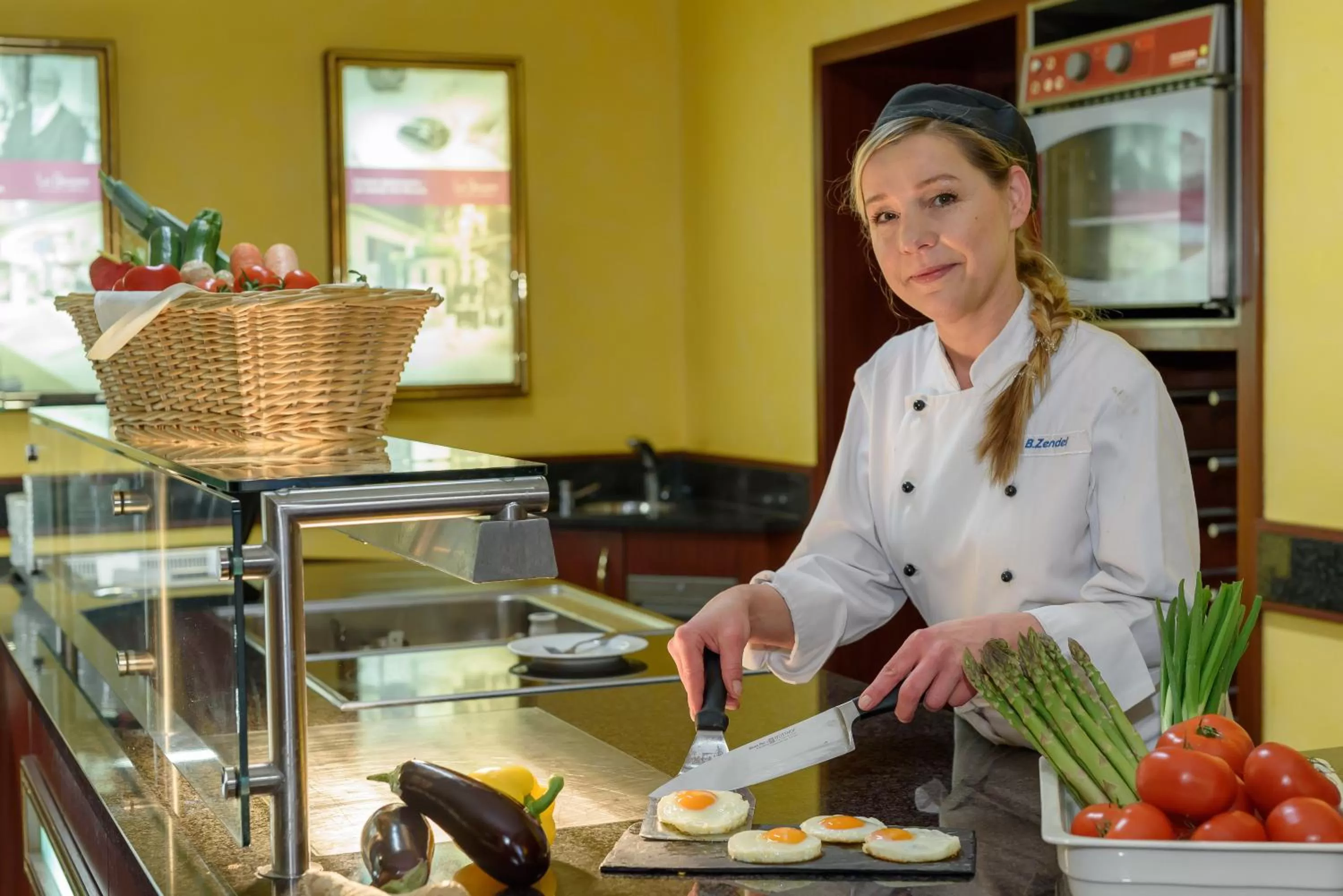 Buffet breakfast in Hotel Krefelder Hof