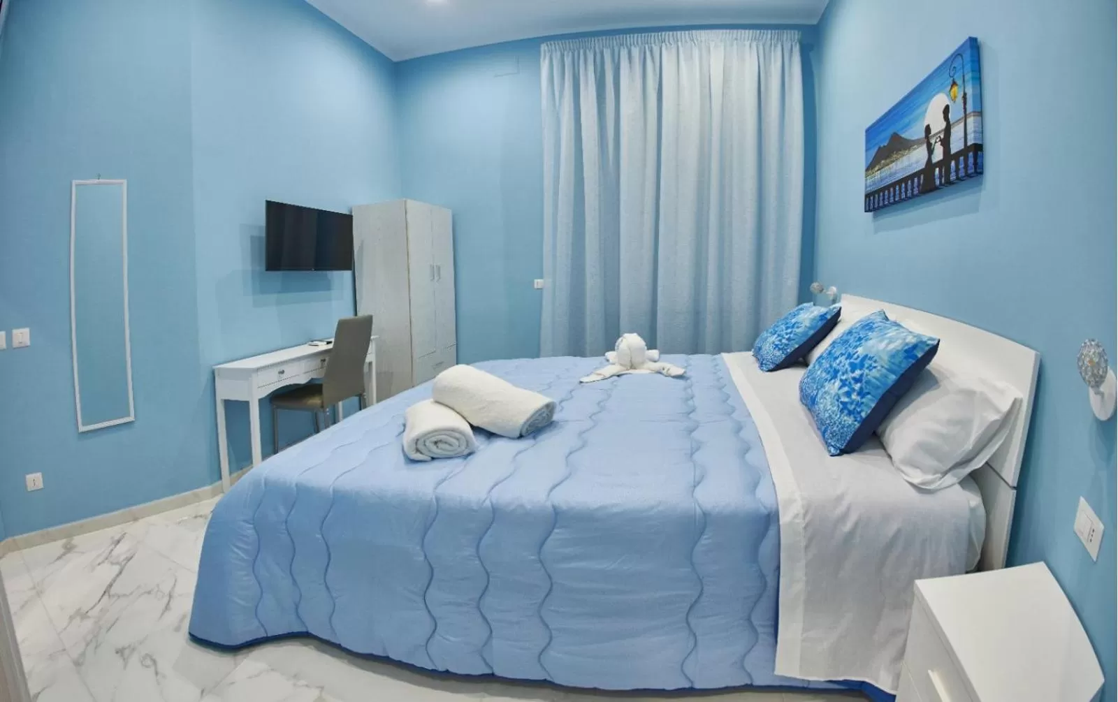 Bed in B&B Dint 'o core e Napule