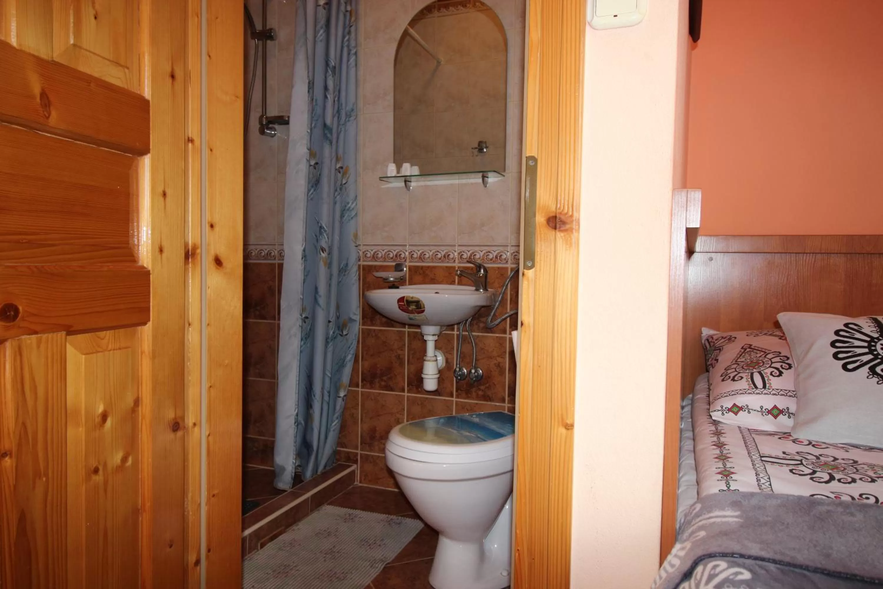 Bathroom in DW U Wajdy