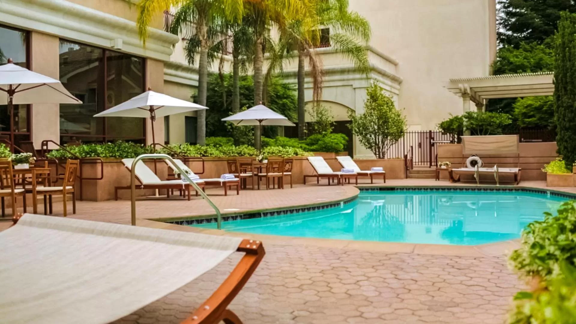 Swimming pool in Grand Hotel