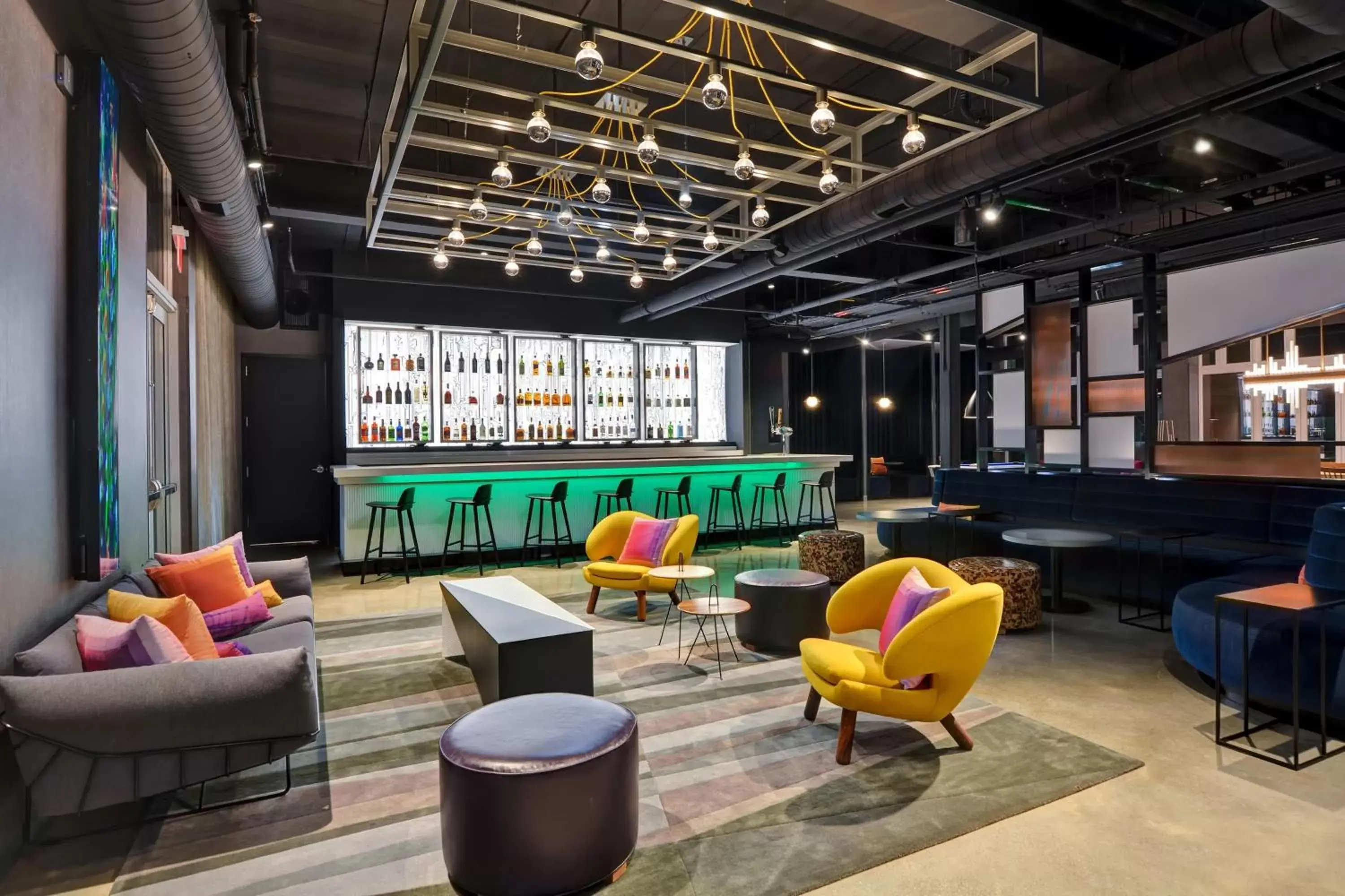 Restaurant/places to eat, Lounge/Bar in Aloft Secaucus Meadowlands