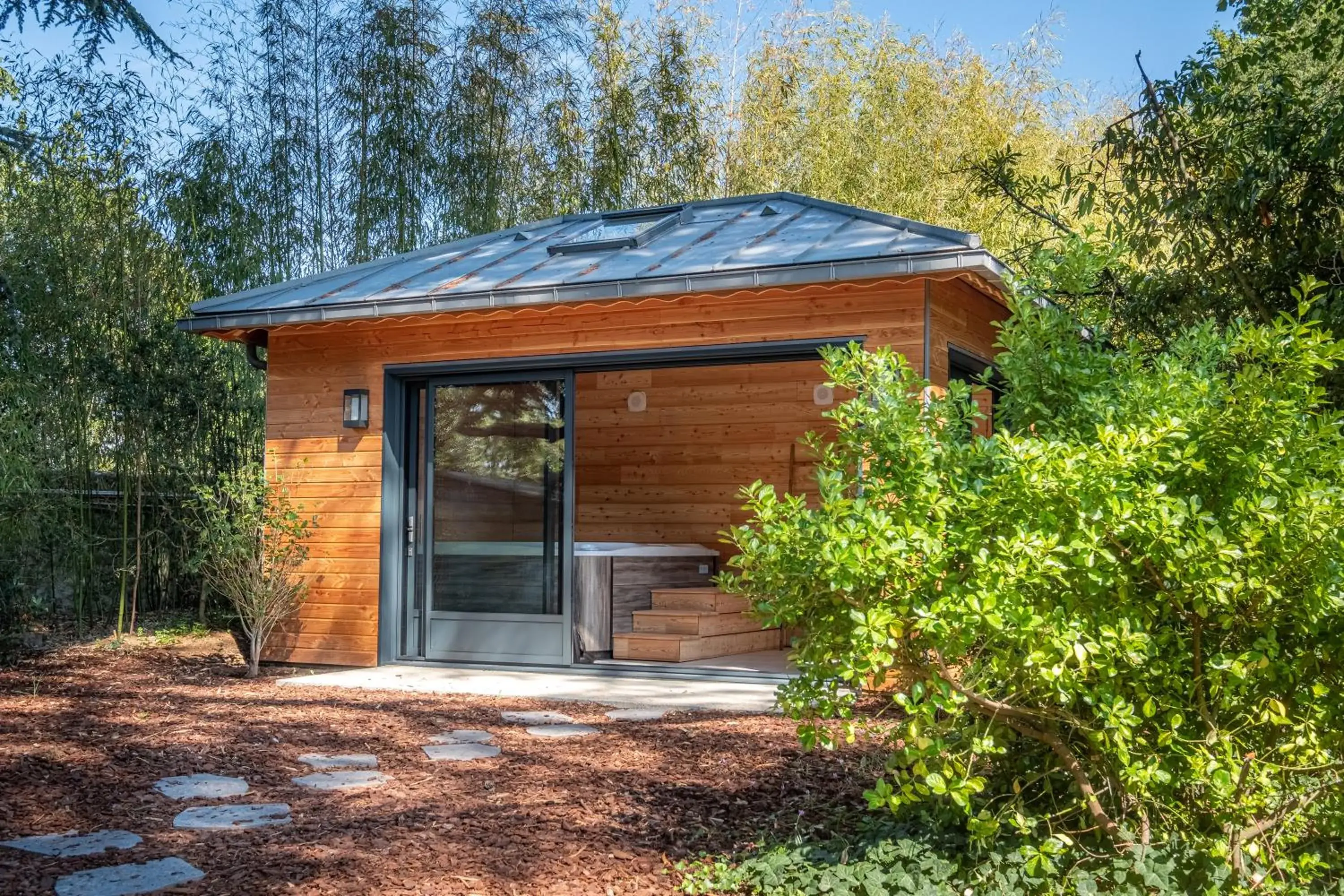 Hot Tub, Property Building in Domaine de la Tortinière