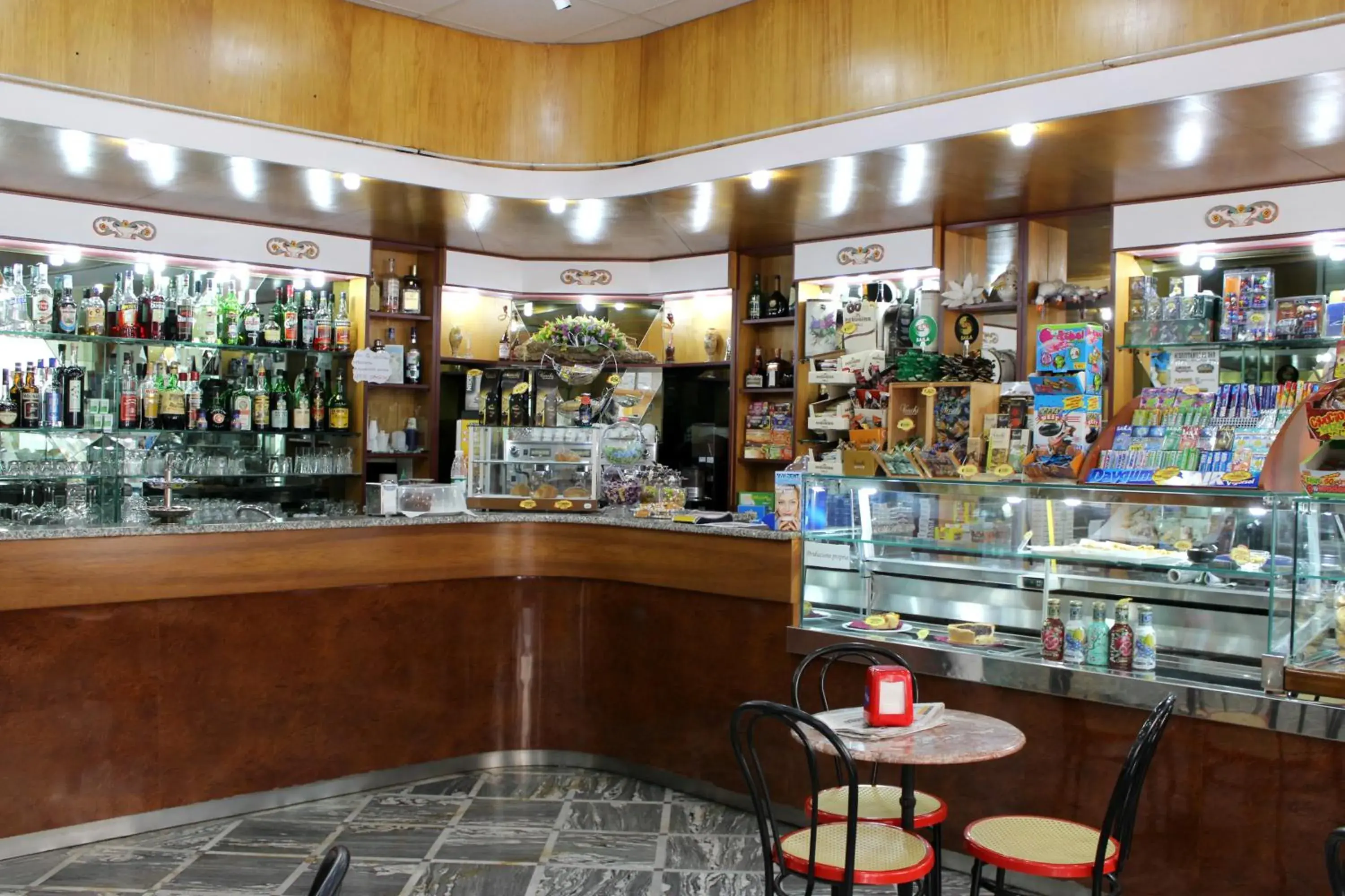 Lounge or bar, Lounge/Bar in Grande Albergo Abruzzo