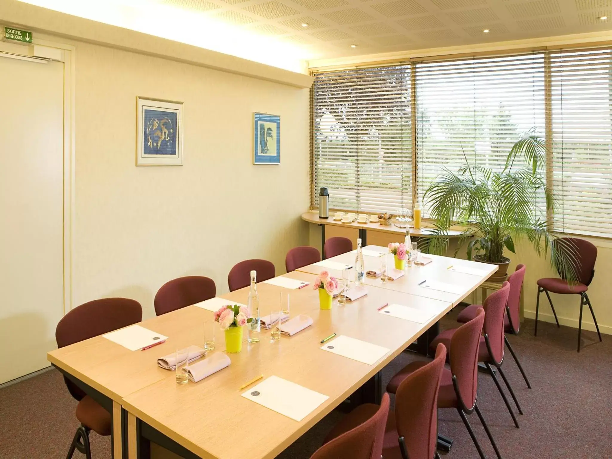 Business facilities in Charme Hotel en Beaujolais