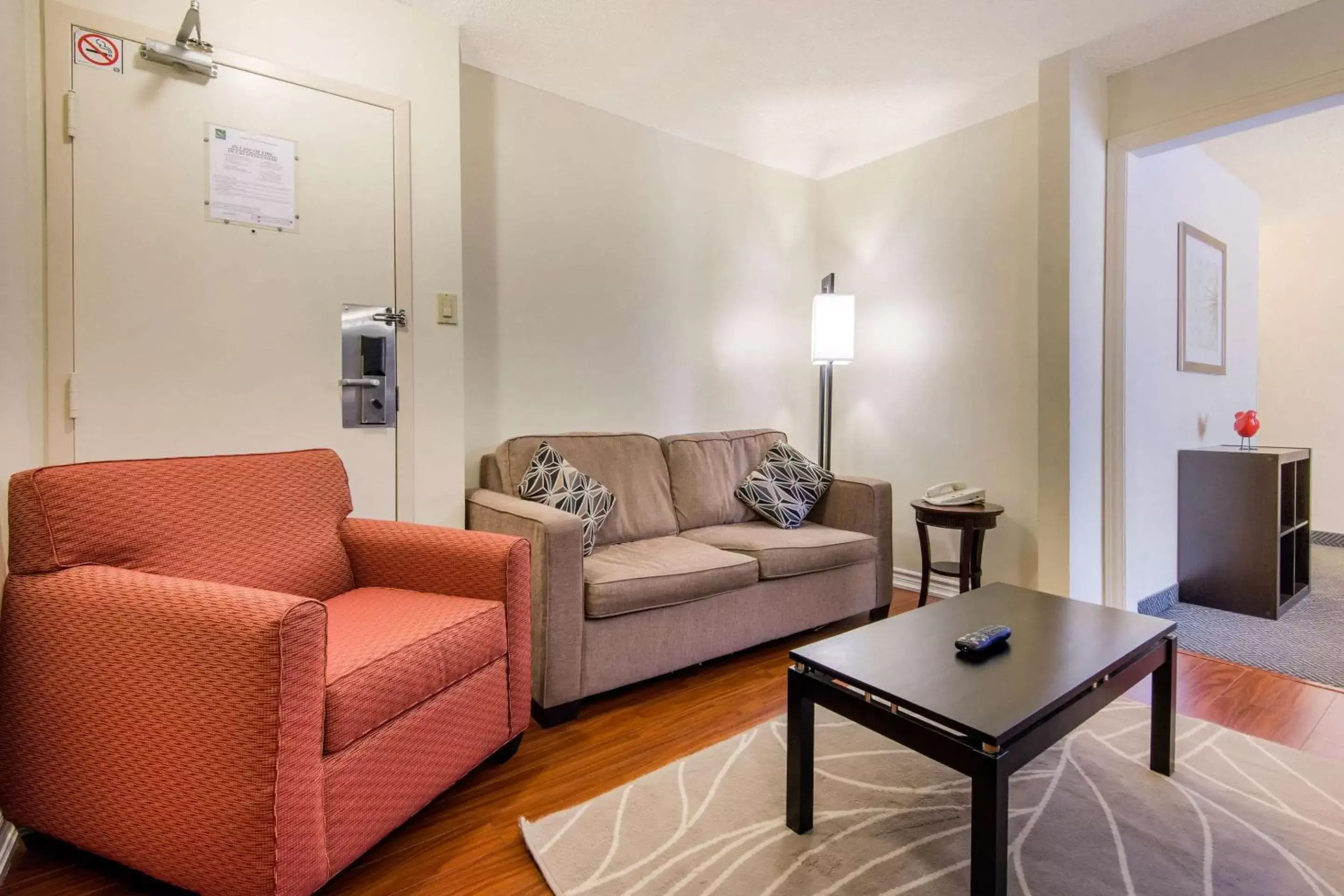 Bedroom, Seating Area in Quality Inn & Suites Toronto West 401-Dixie