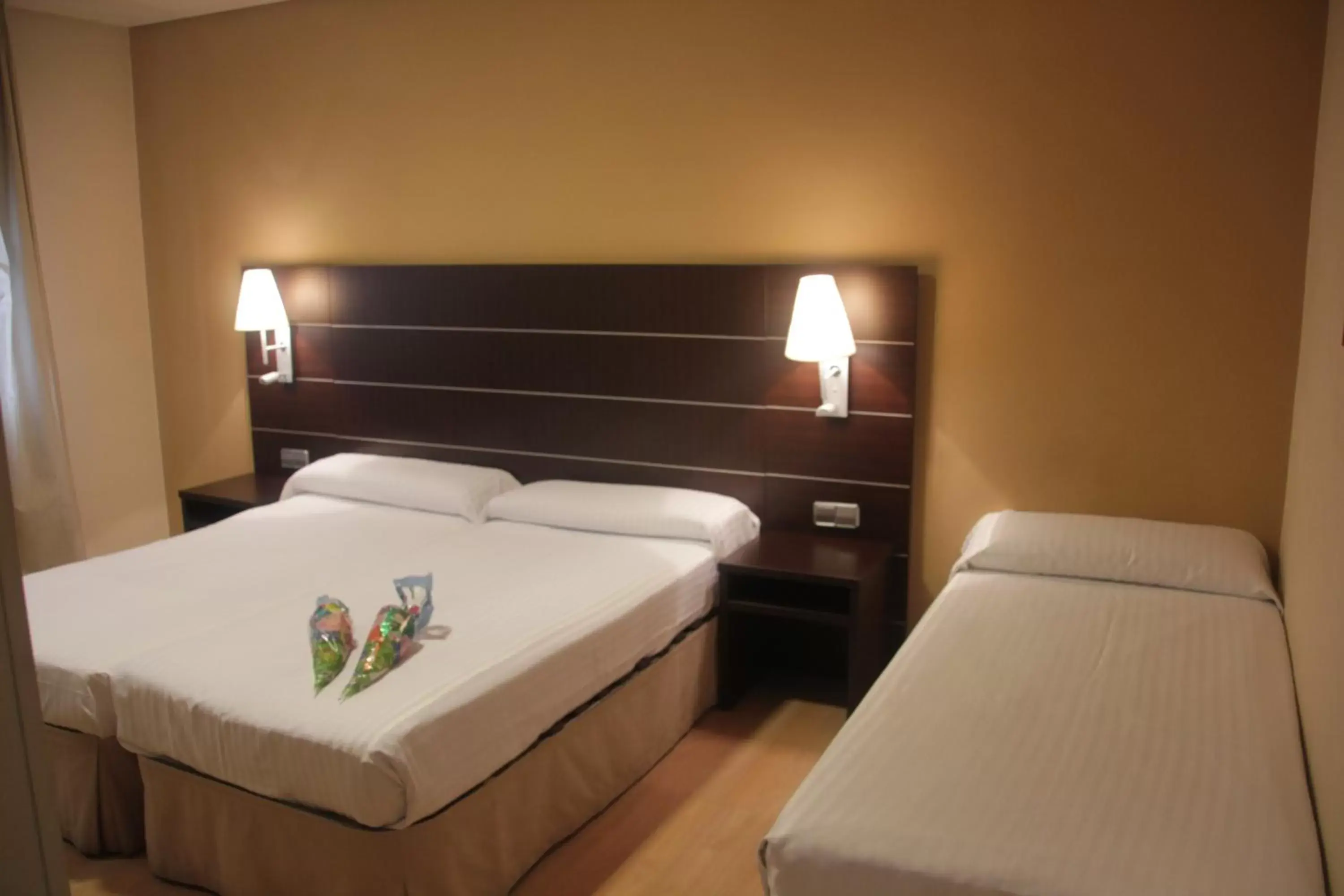 Double Room with Extra Bed in Las Ventas