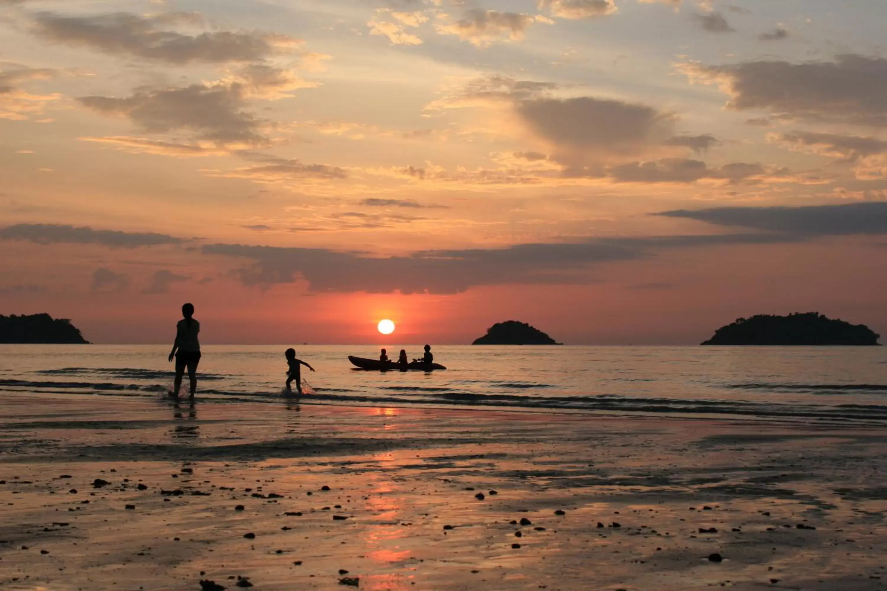 Natural landscape, Beach in Mam Kaibae Hotel