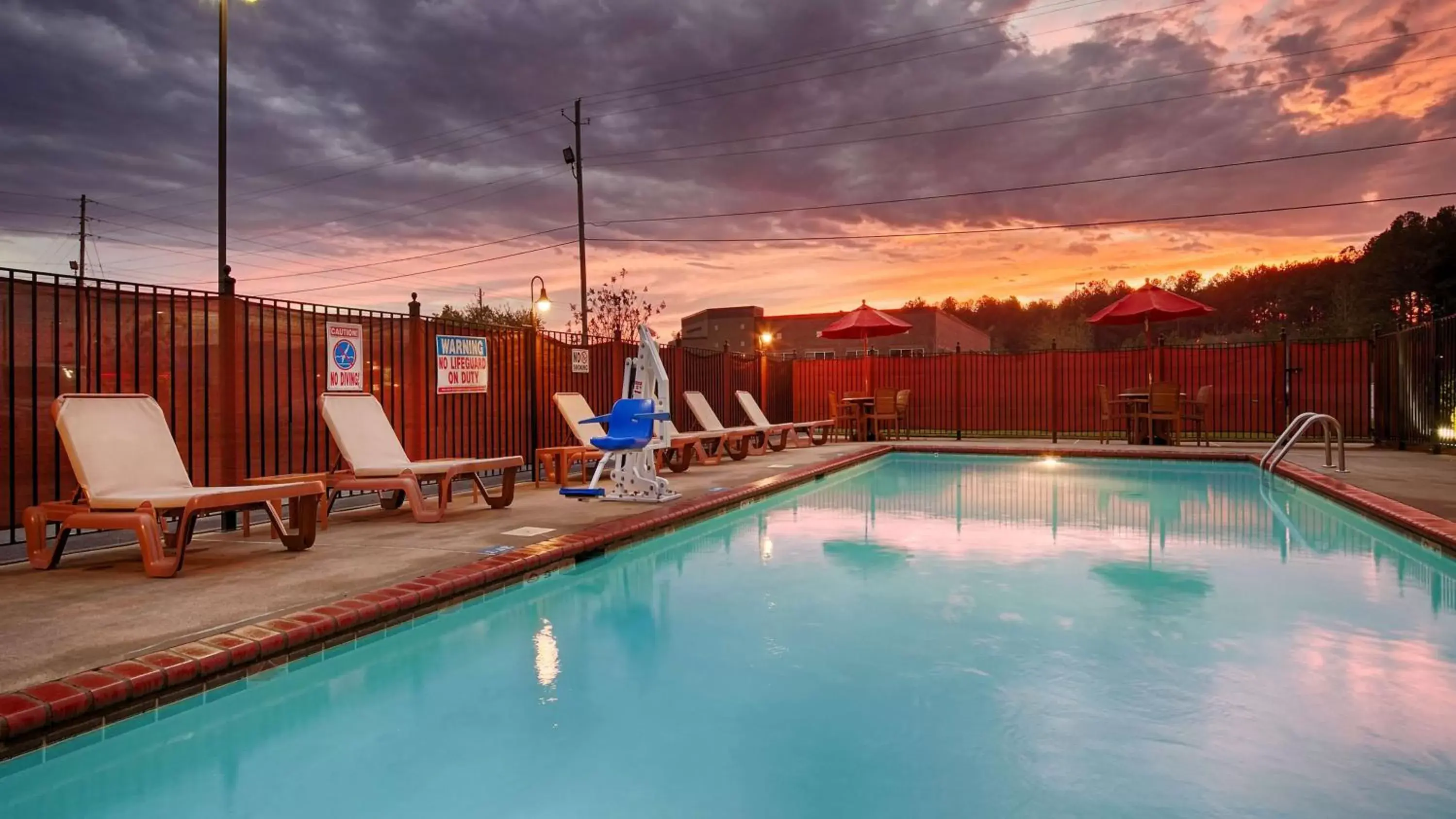 On site, Swimming Pool in Best Western Plus Gadsden Hotel & Suites