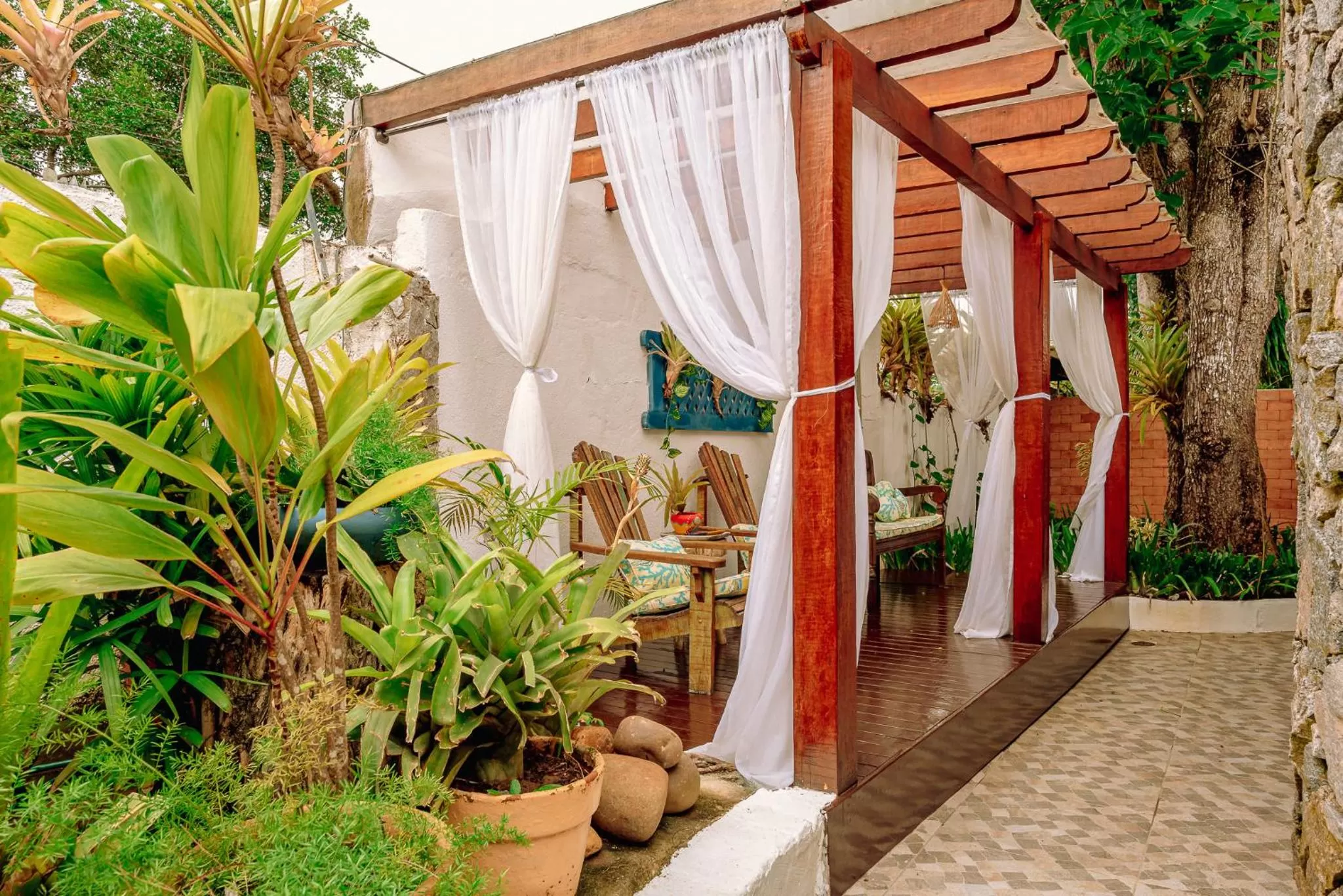 Garden view in Pousada Blanca Mar