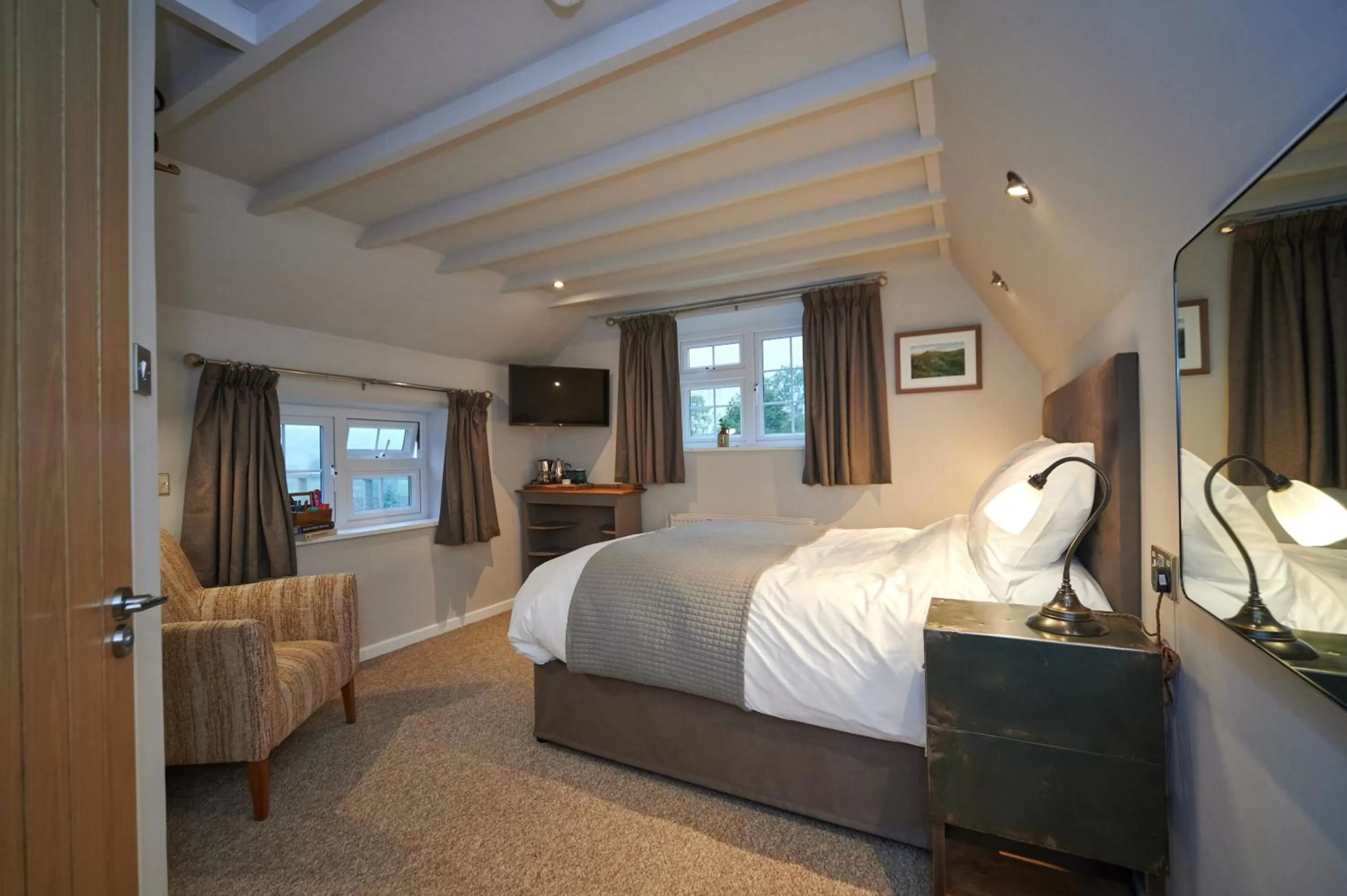 Bedroom, Bed in Black Lion Inn