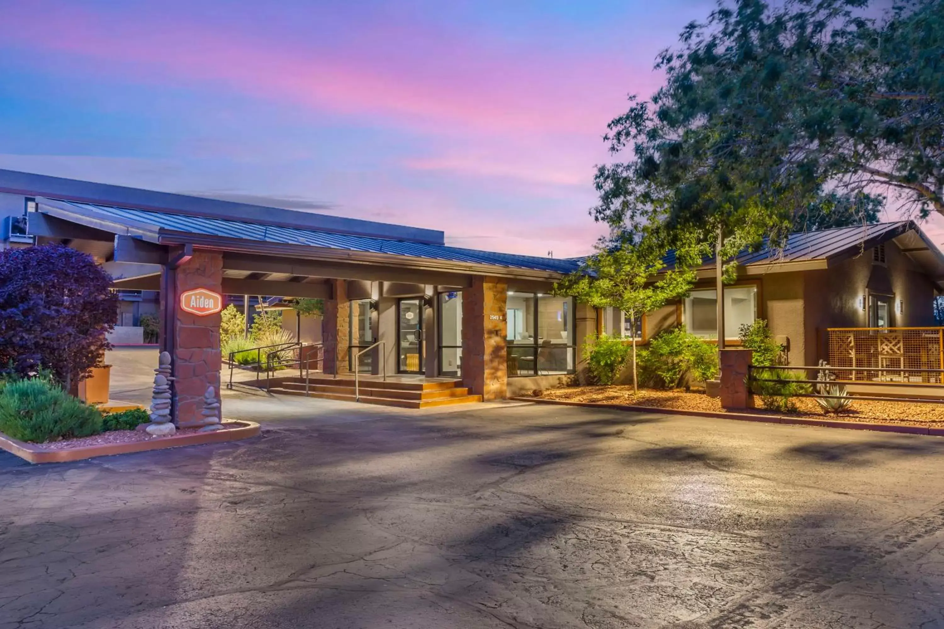 Property Building in Aiden by Best Western Sedona