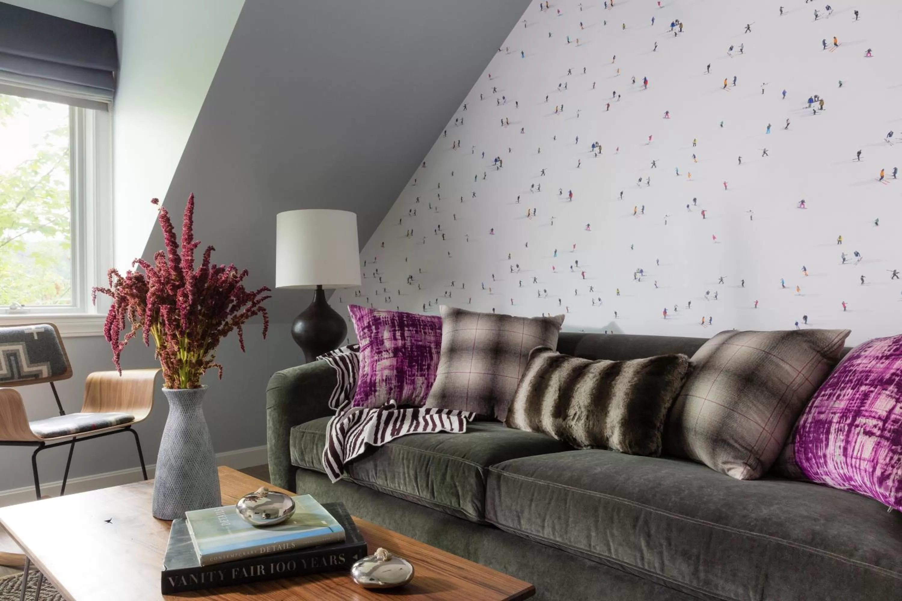 Living room in Field Guide Lodge