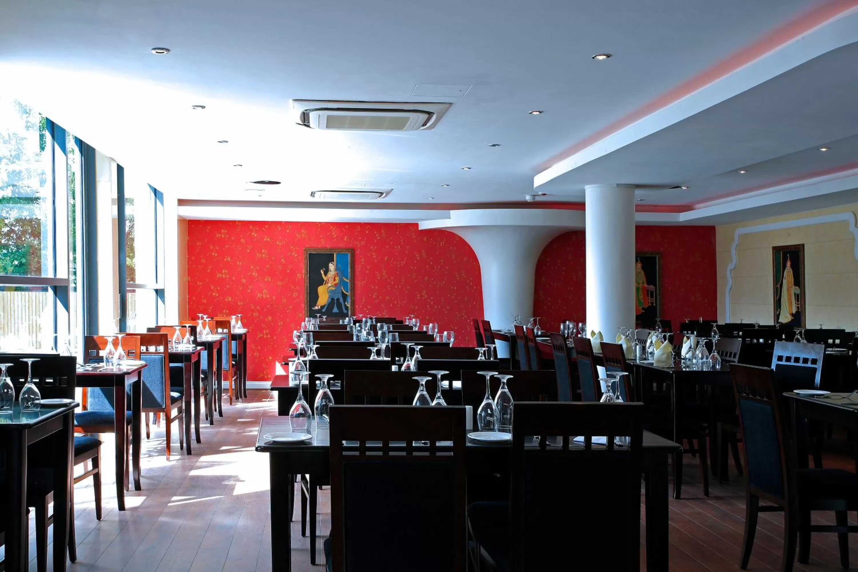 Restaurant/places to eat in Ramada Birmingham Oldbury M5 J2