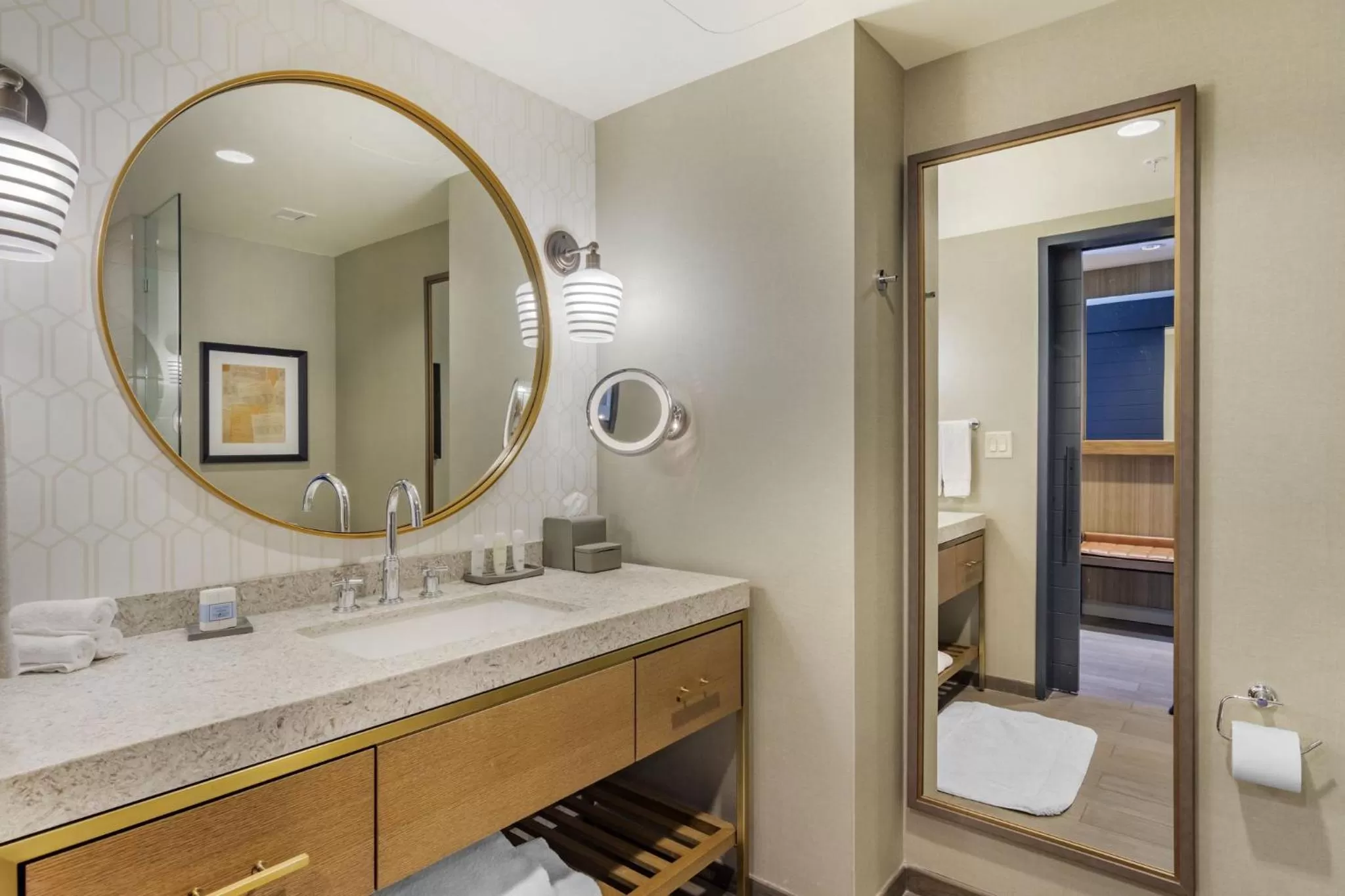 Bathroom in Omni Hotel at the Battery Atlanta