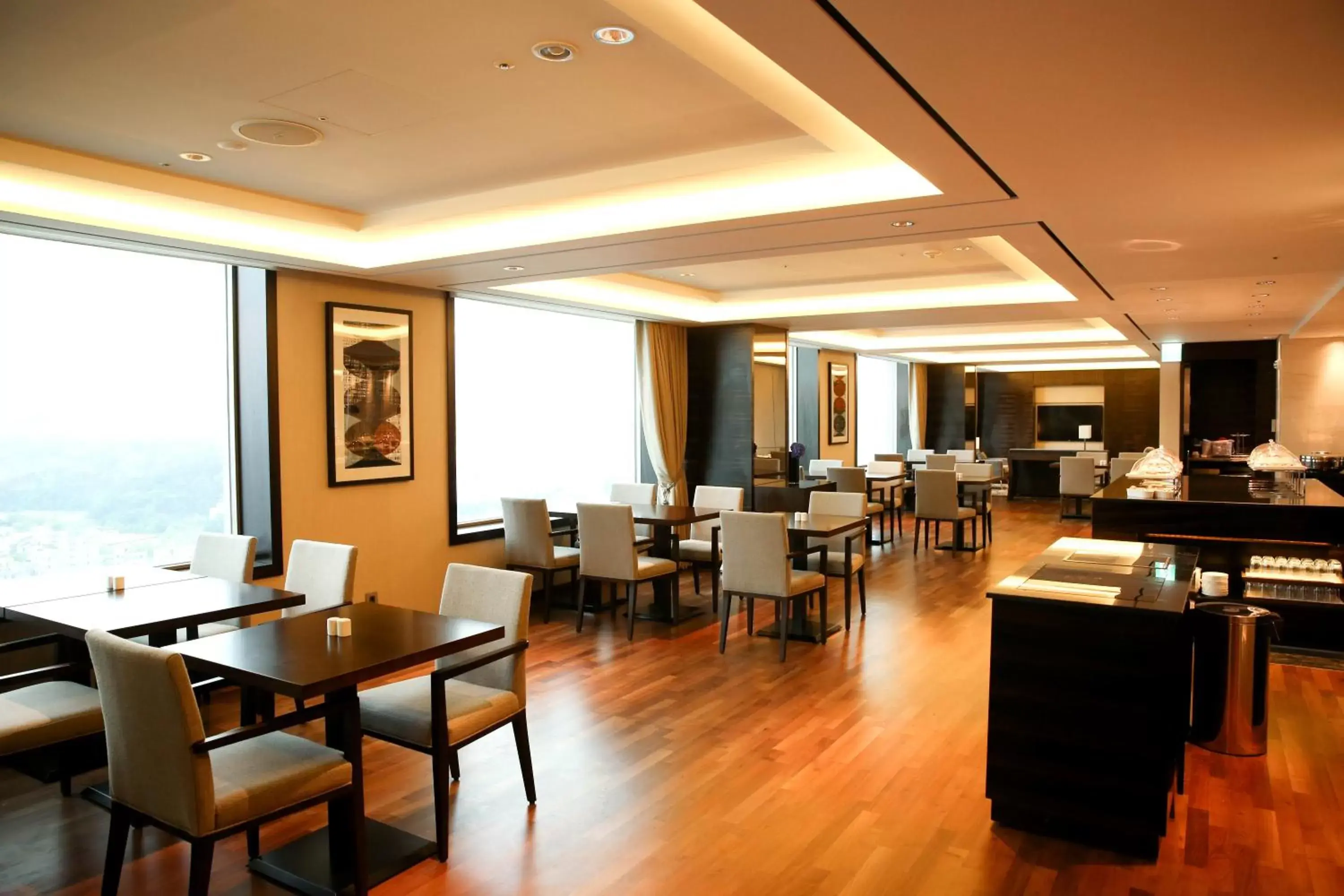Club Deluxe Double Room (Breakfast and Club Lounge Access Included) - single occupancy in Lotte Hotel Ulsan Club Deluxe Double Room (Breakfast and Club Lounge Access Included) - single occupancy in Lotte Hotel Ulsan