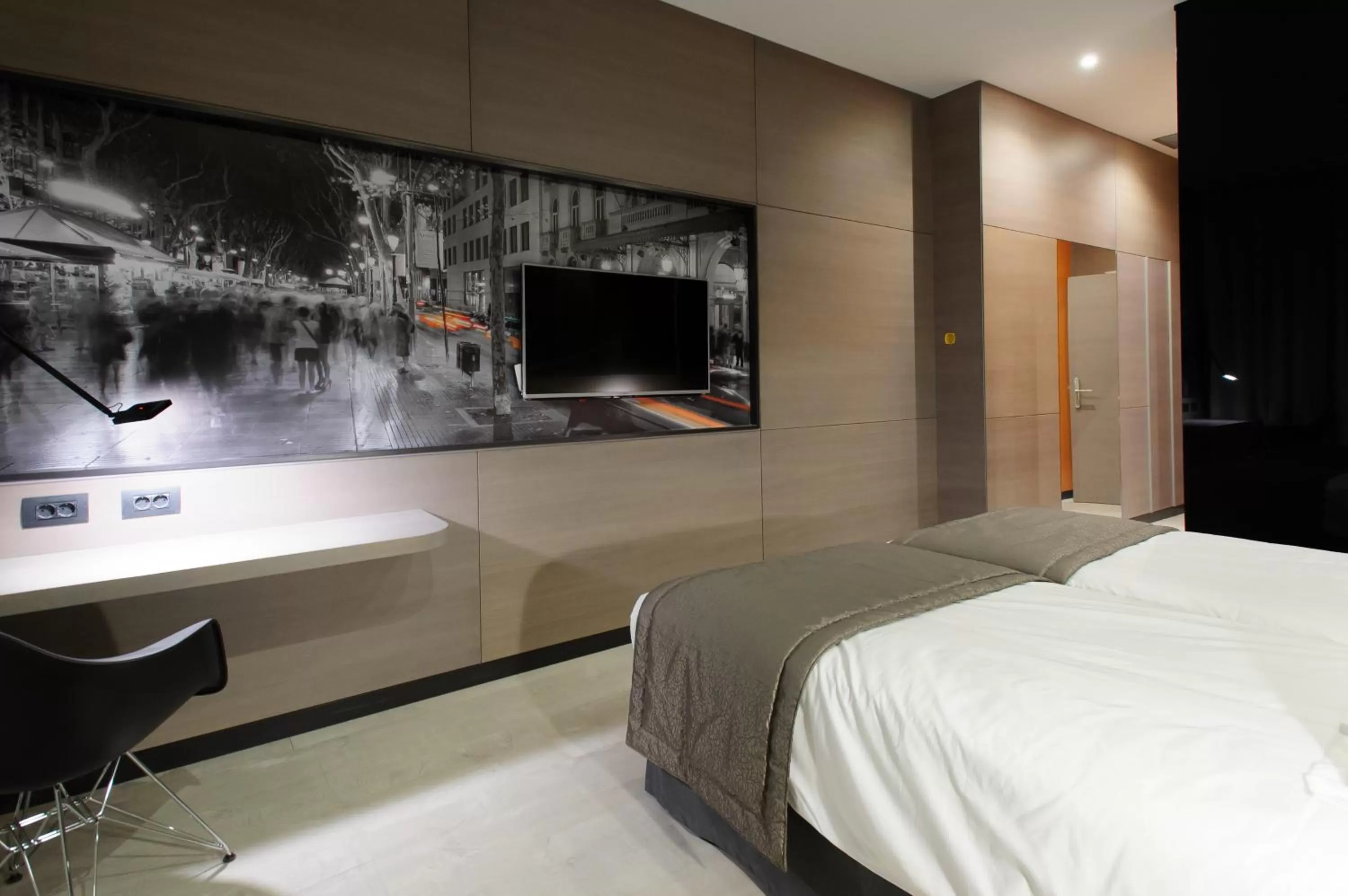 Photo of the whole room, Bed in Negresco Princess 4* Sup