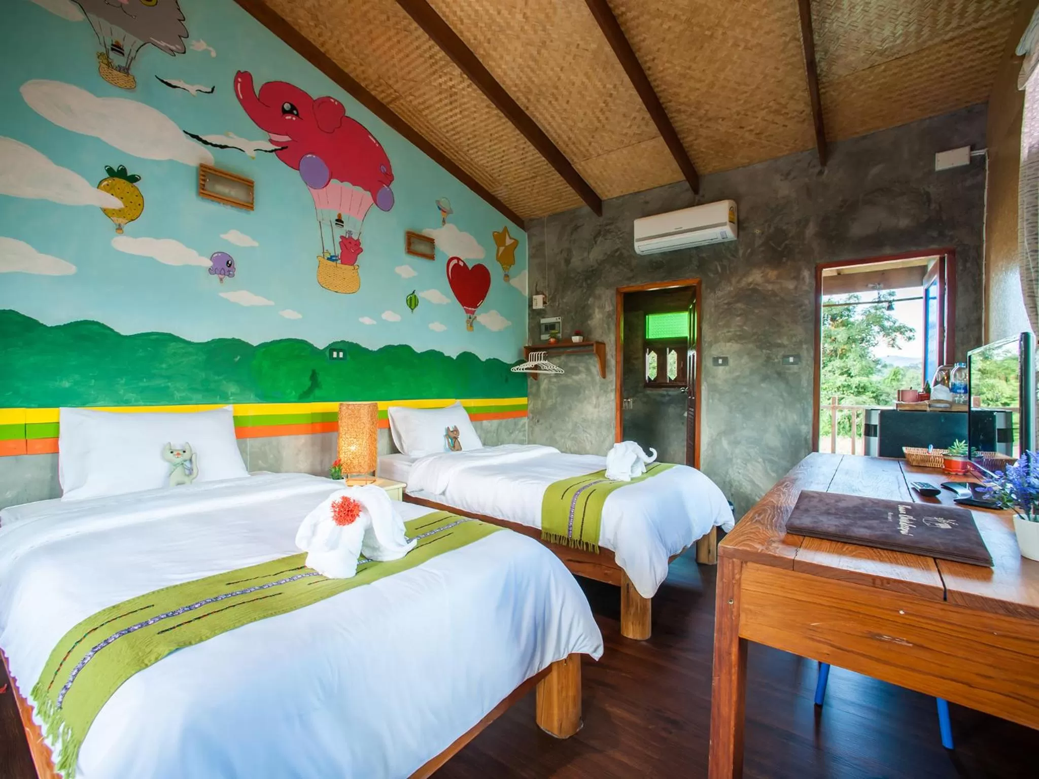 Bedroom, Bed in Baan Chokdee Pai Resort