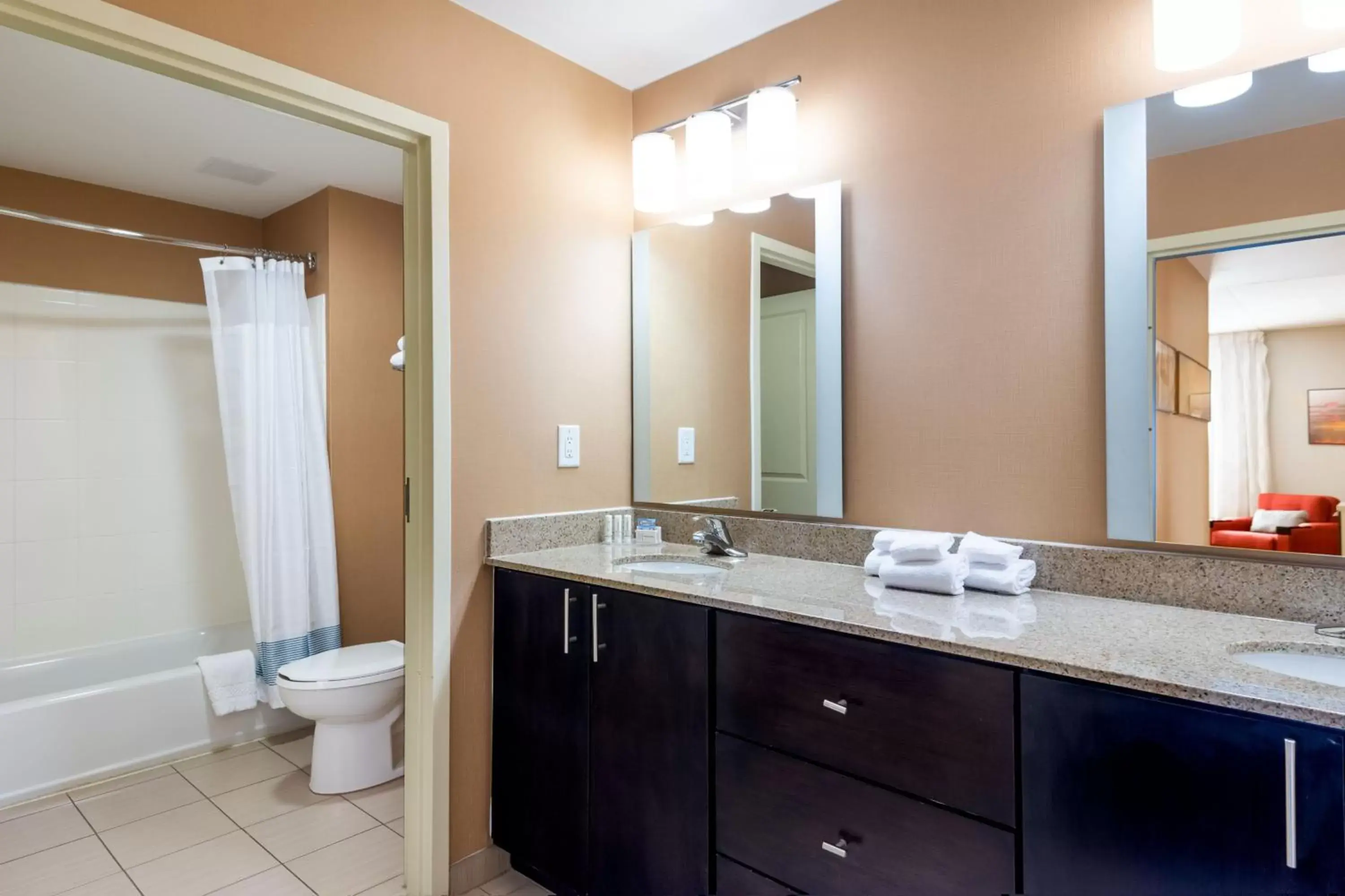 Bathroom in TownePlace Suites by Marriott Charlotte Mooresville